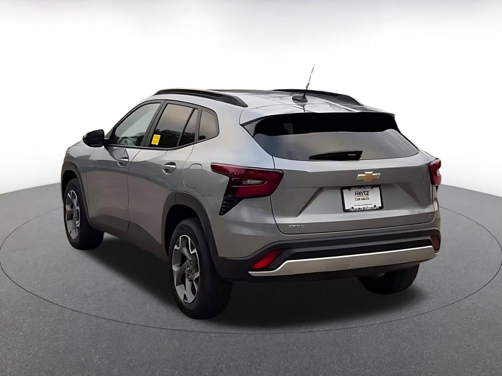 Thumbnail: 2025 Chevrolet Trax - 11