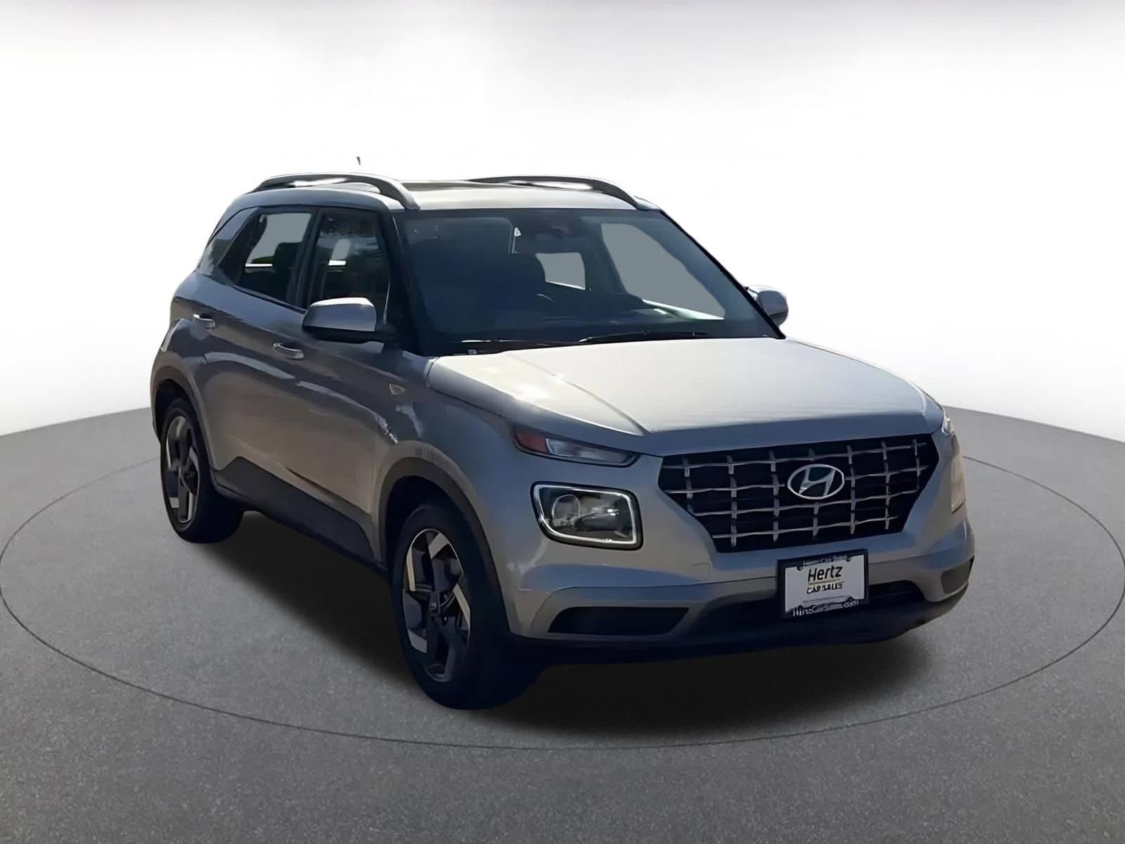 Thumbnail: 2025 Hyundai Venue - 3