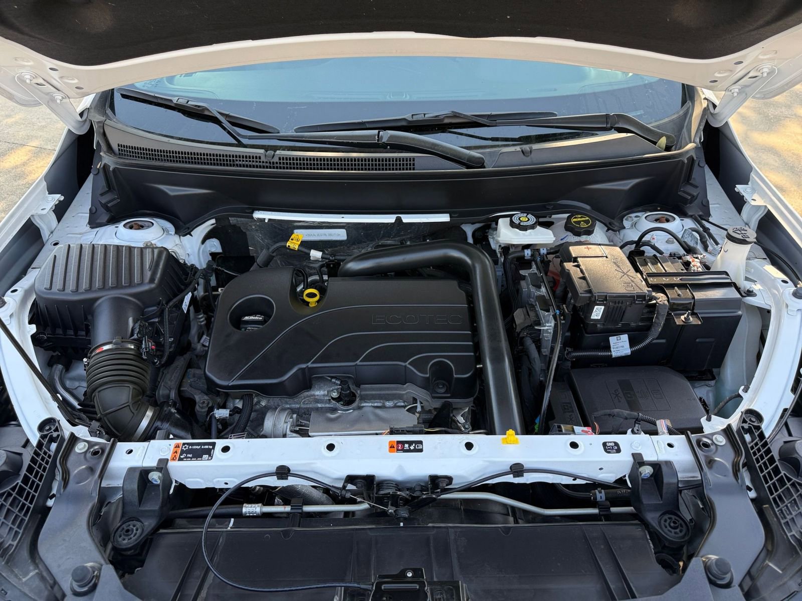 Thumbnail: 2024 GMC Terrain - 33