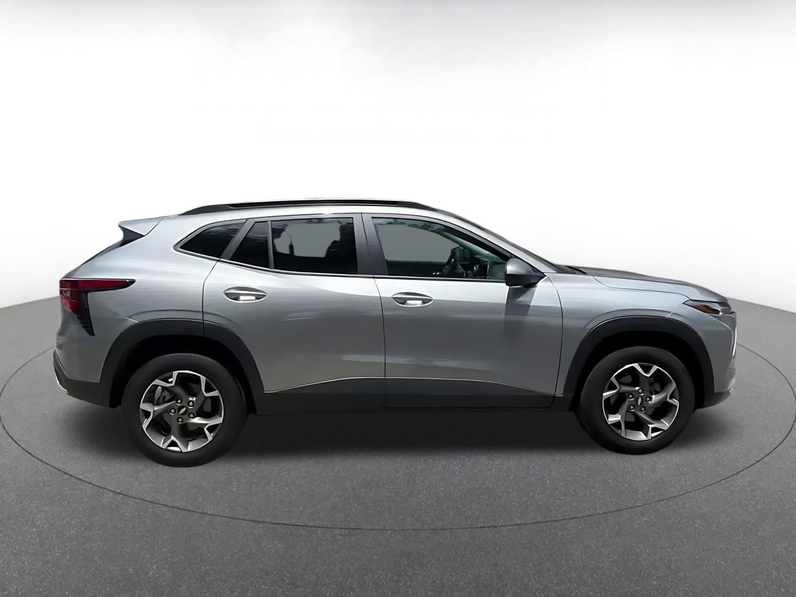 Thumbnail: 2025 Chevrolet Trax - 16