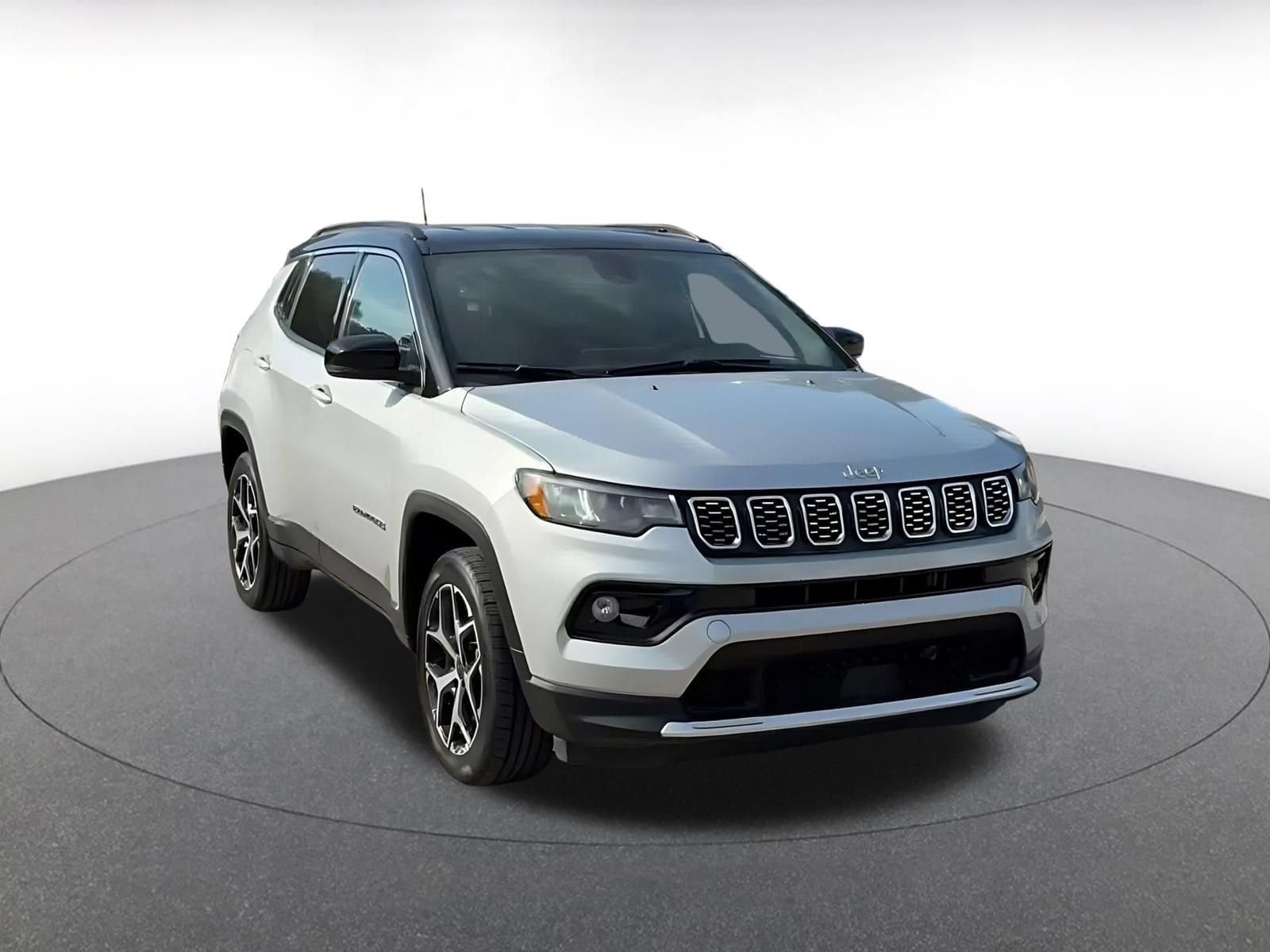 Thumbnail: 2025 Jeep Compass - 3