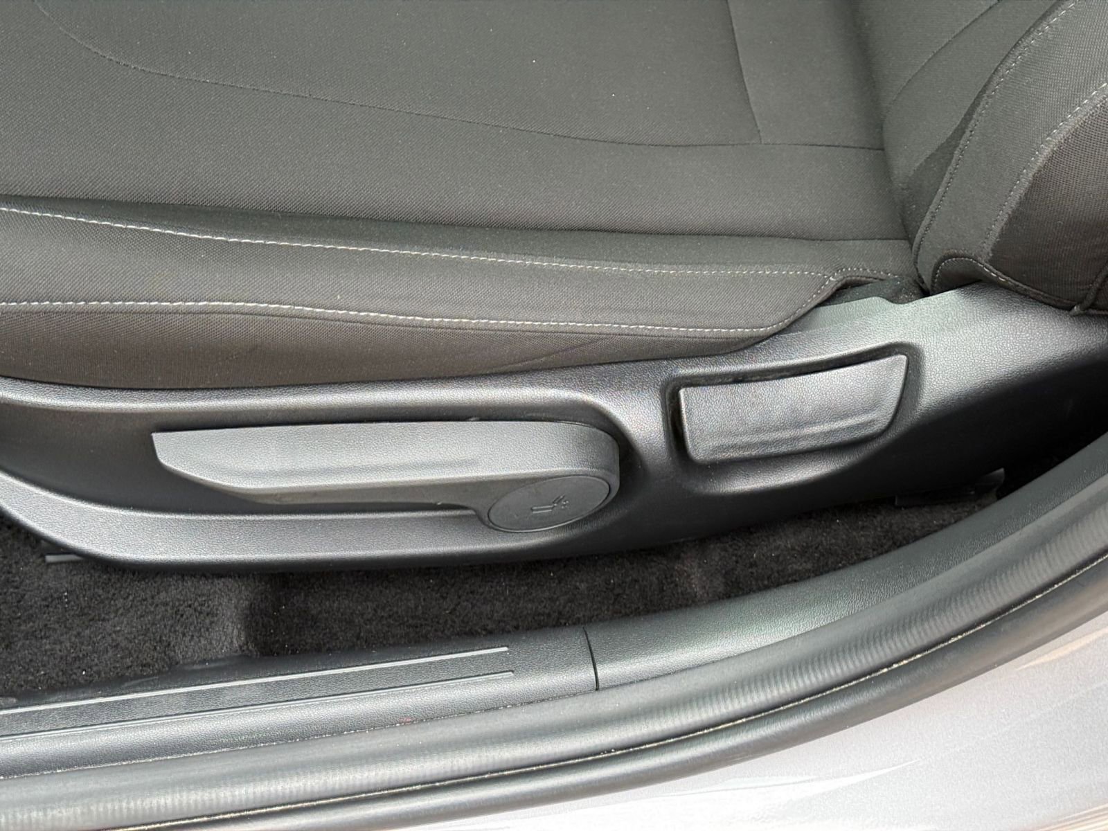 Thumbnail: 2025 Hyundai Elantra - 23