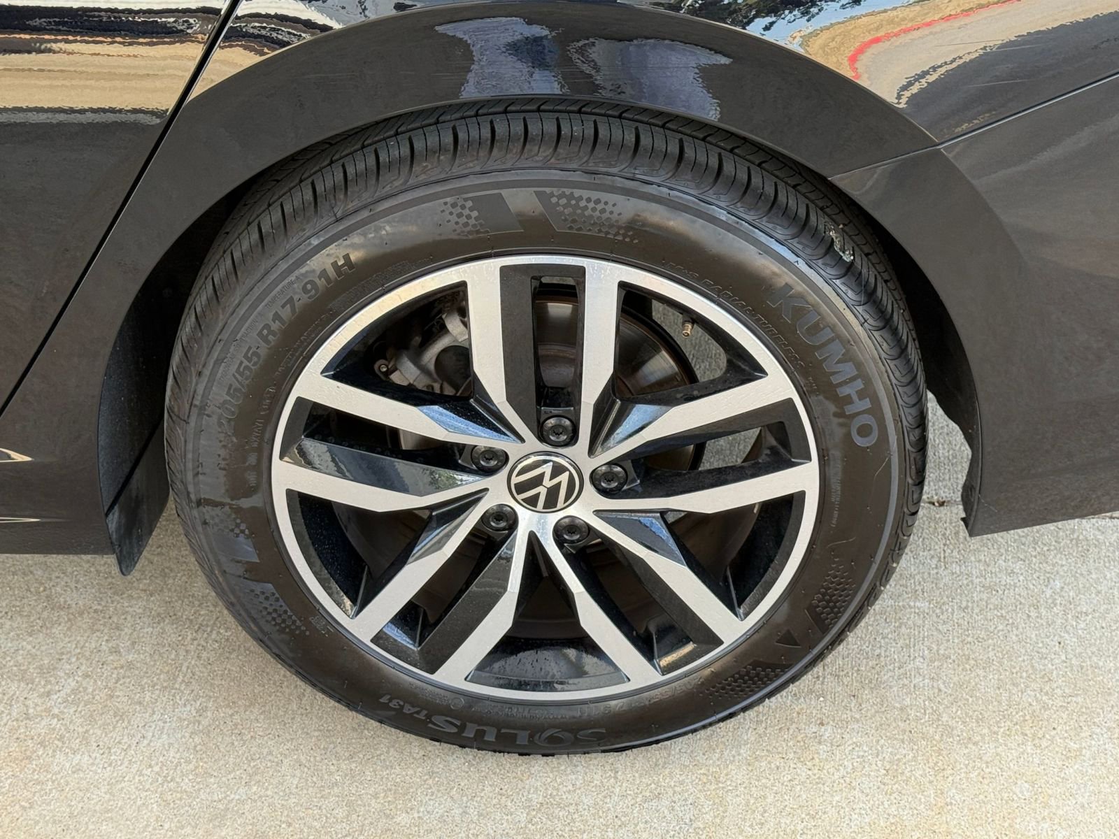 Thumbnail: 2025 Volkswagen Jetta - 30