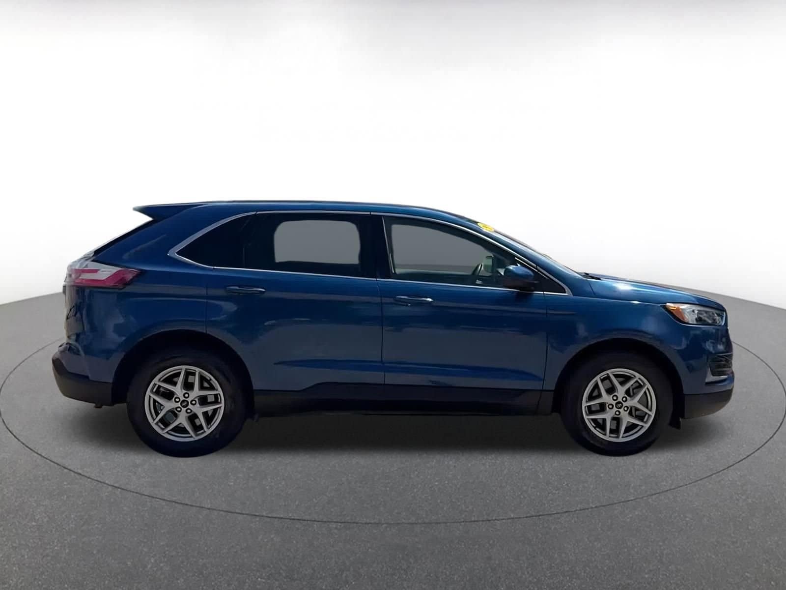 Thumbnail: 2024 Ford Edge - 16