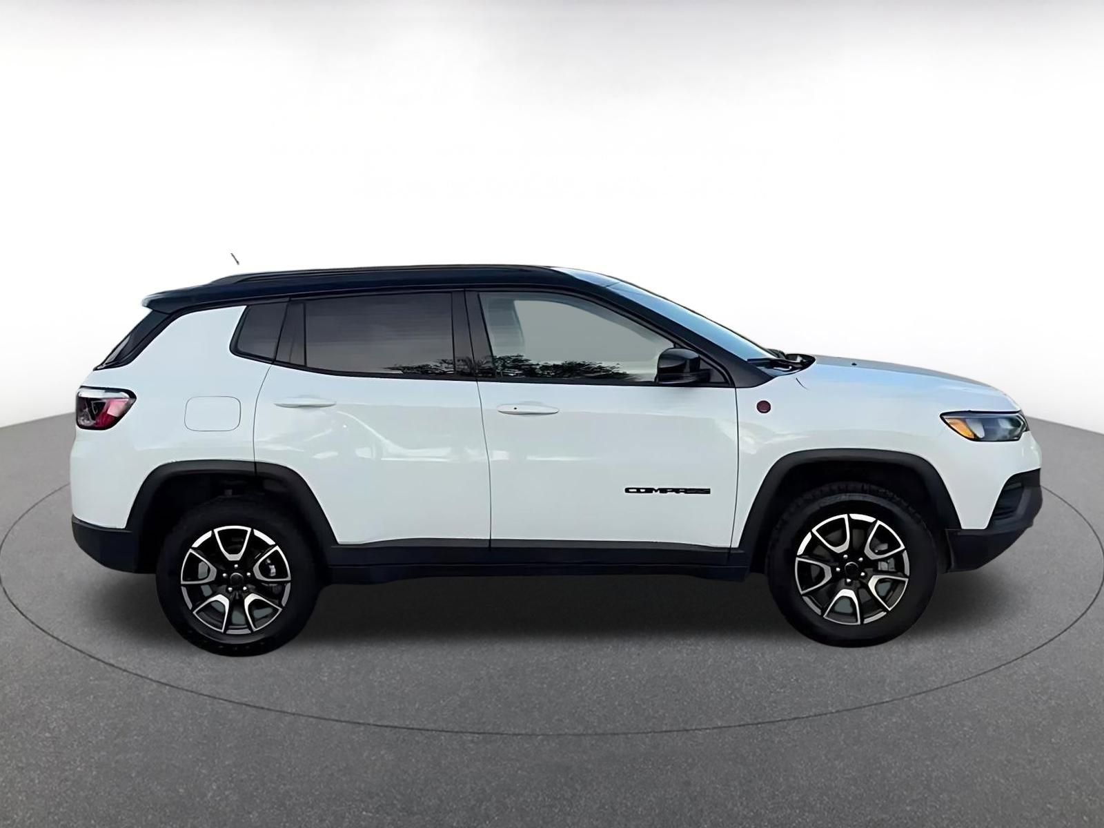 Thumbnail: 2025 Jeep Compass - 16