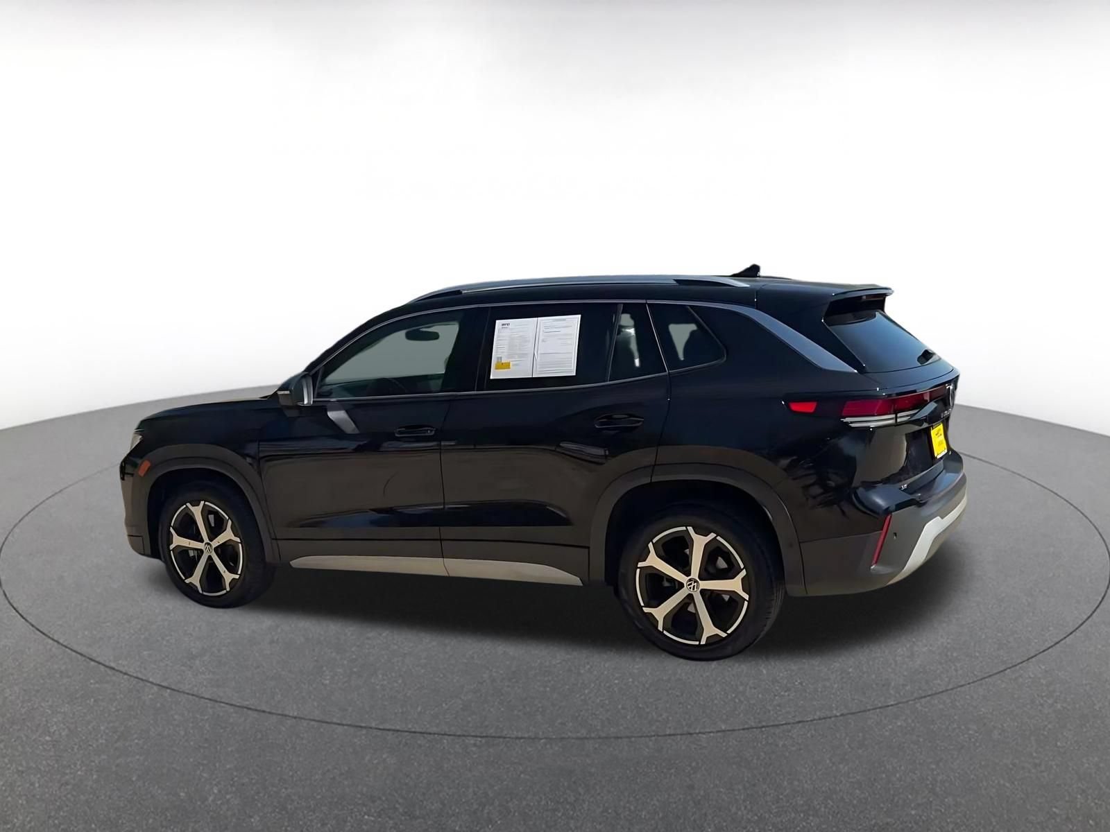 Thumbnail: 2026 Volkswagen Tiguan - 9