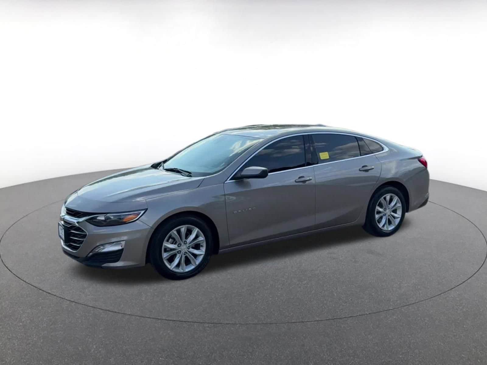 Thumbnail: 2024 Chevrolet Malibu - 8