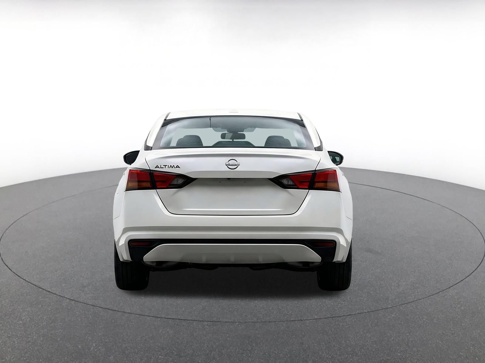 Thumbnail: 2025 Nissan Altima - 8