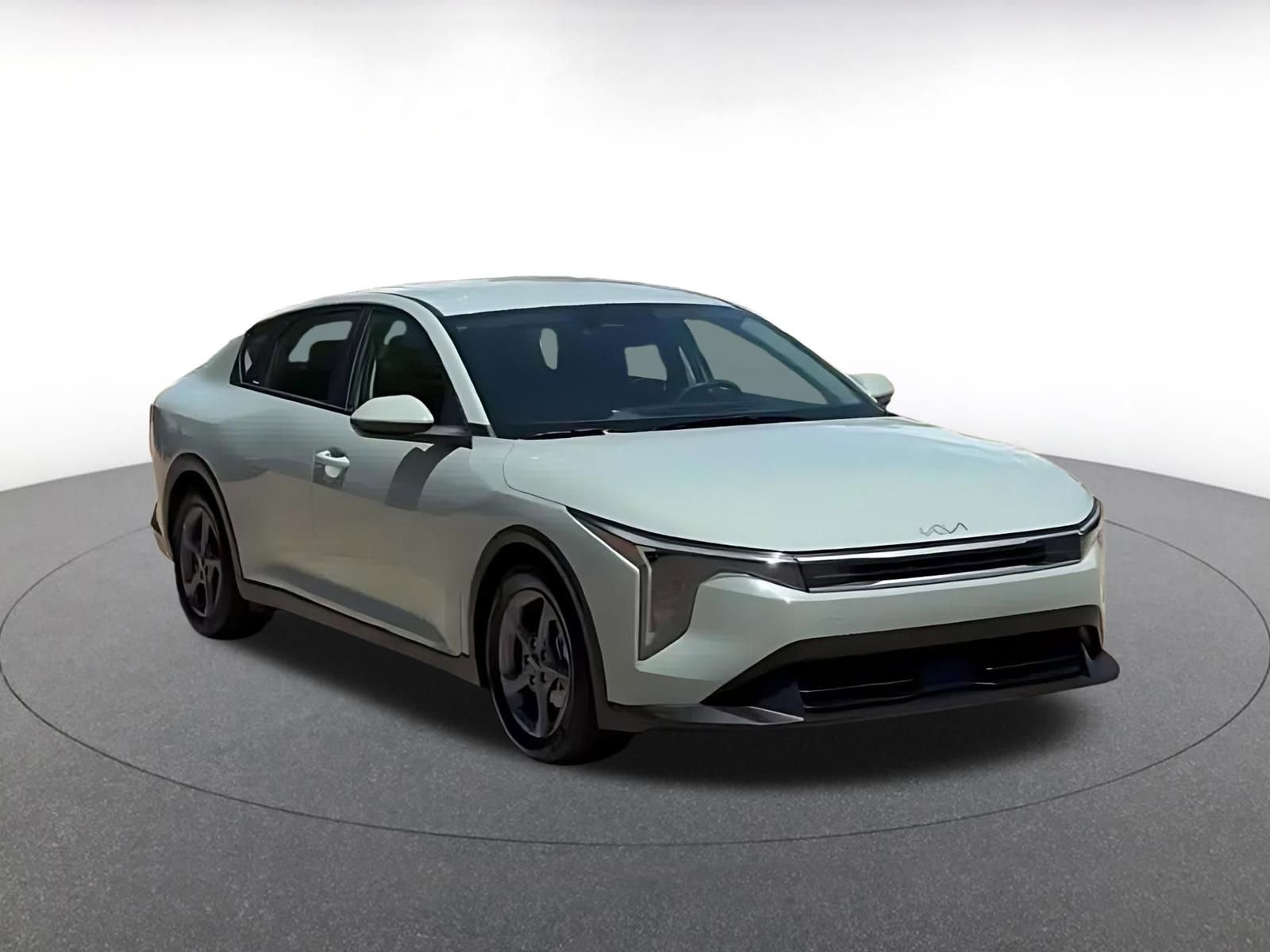 Thumbnail: 2025 Kia K4 - 3