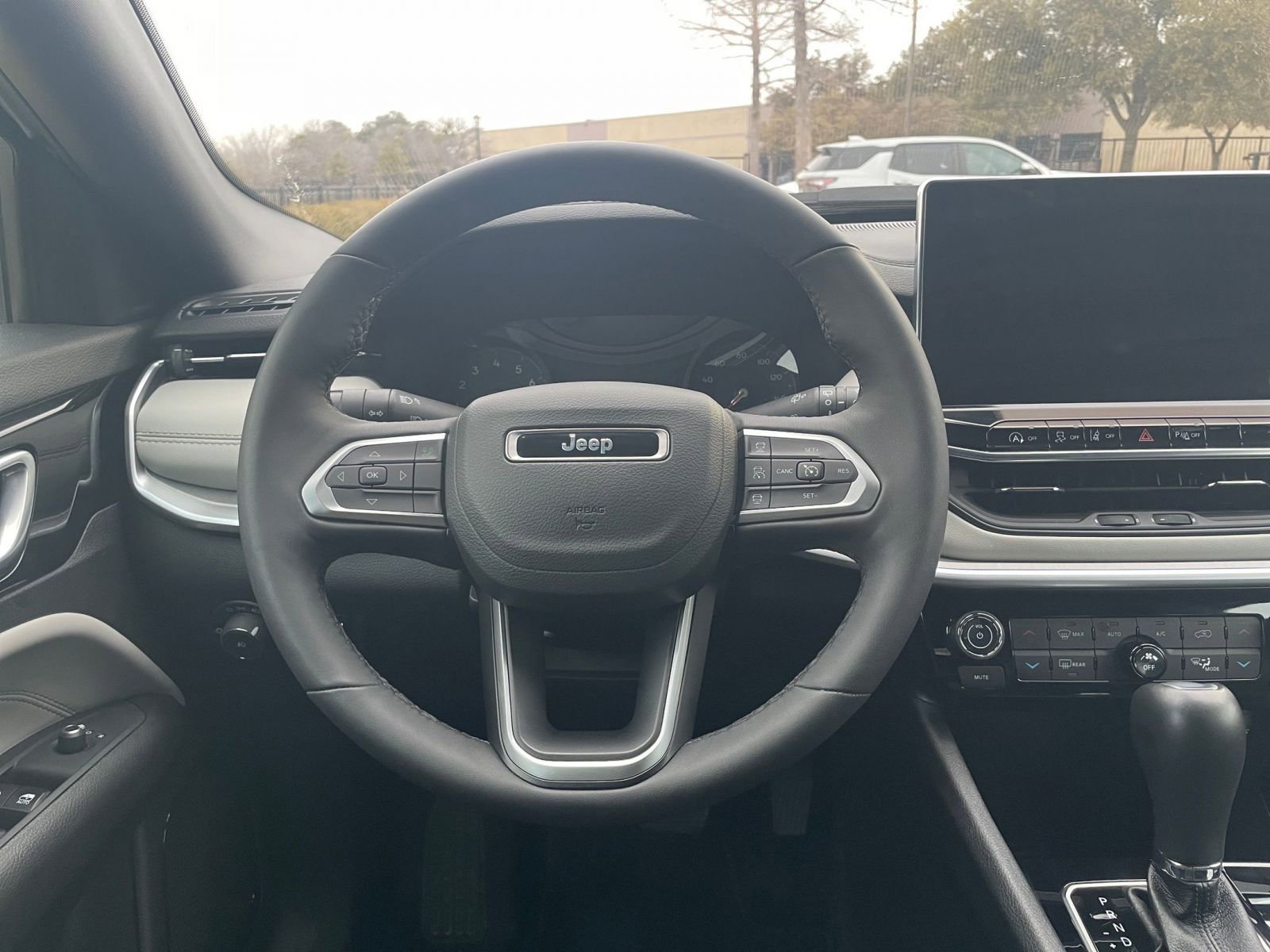 Thumbnail: 2025 Jeep Compass - 31