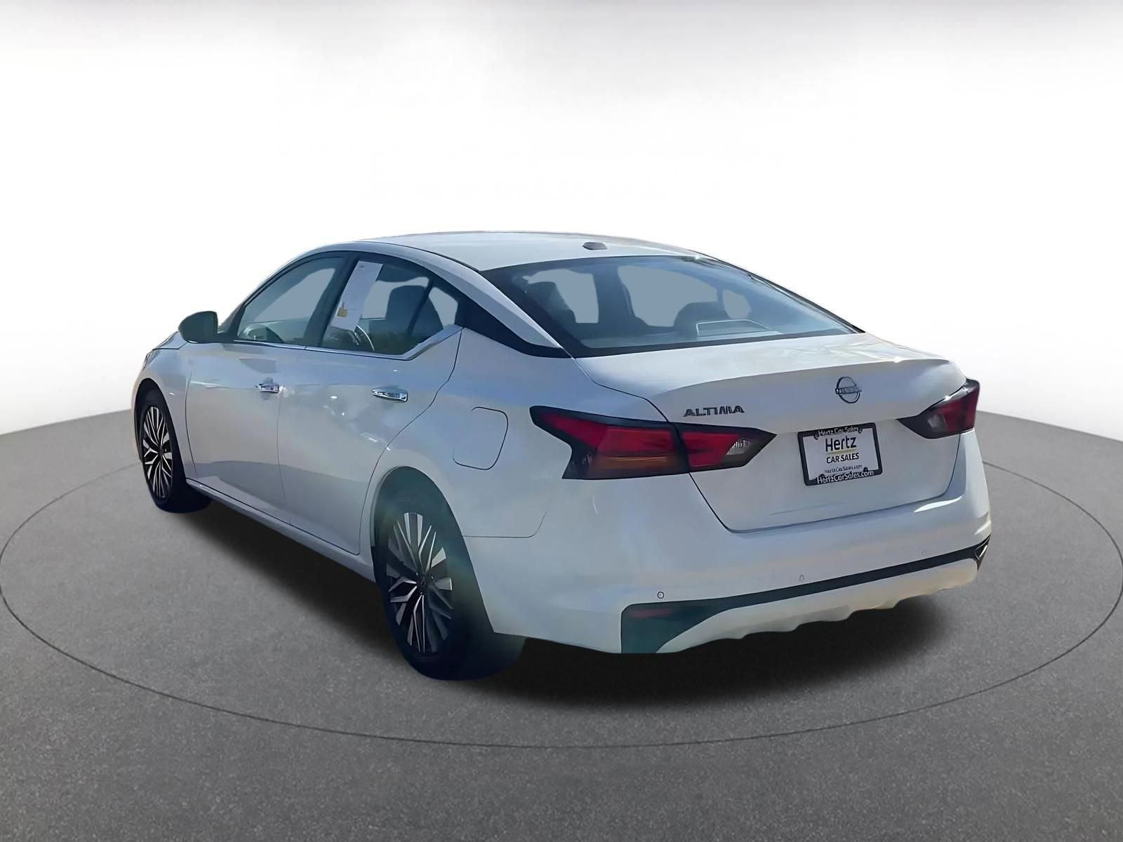 Thumbnail: 2025 Nissan Altima - 11