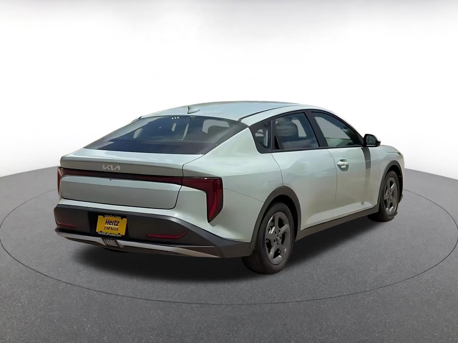 Thumbnail: 2025 Kia K4 - 14