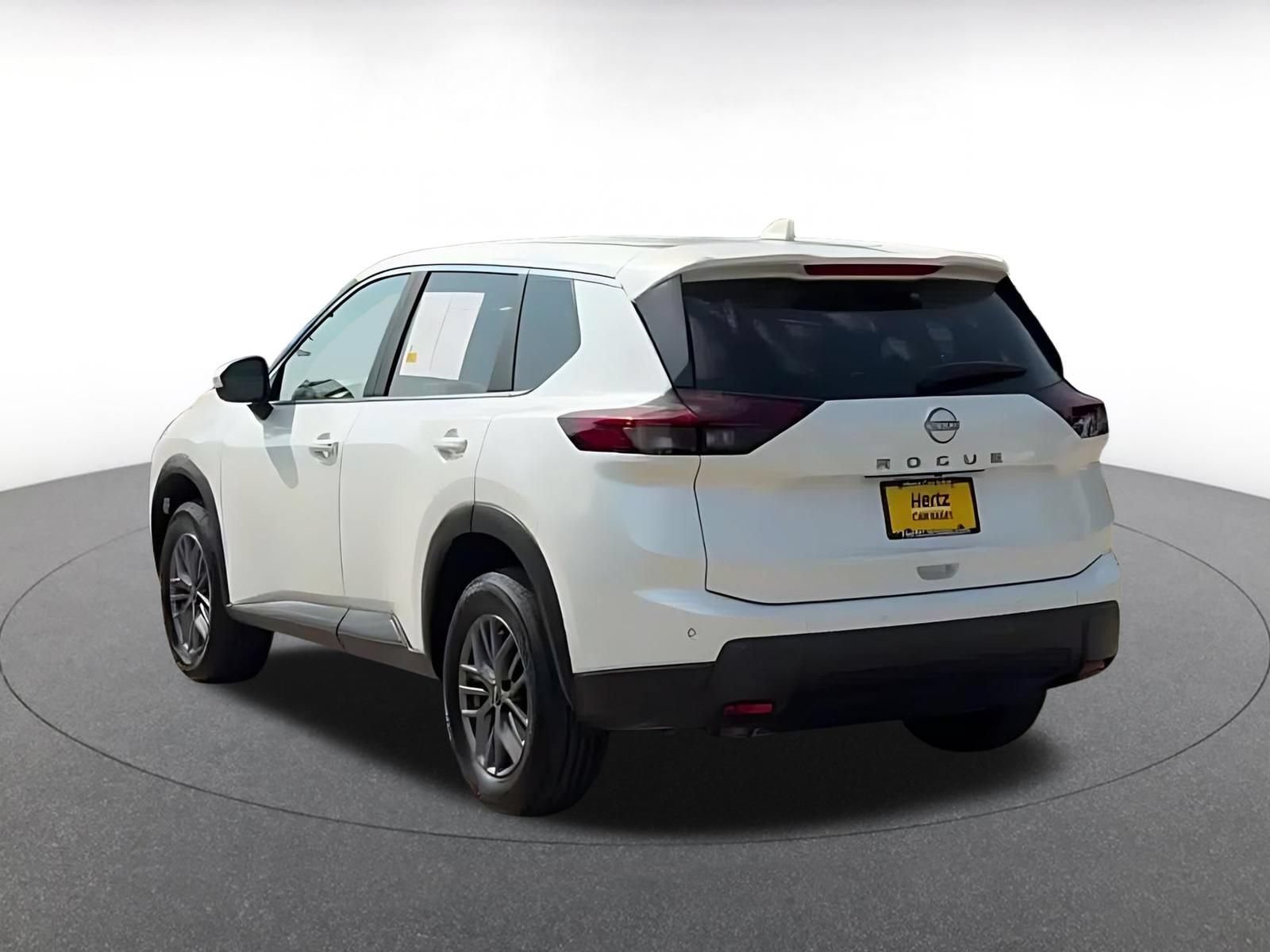 Thumbnail: 2026 Nissan Rogue - 11