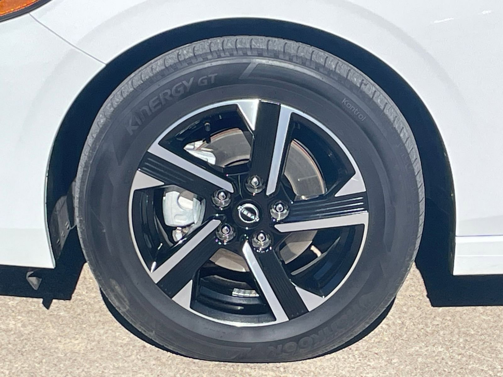 Thumbnail: 2025 Nissan Sentra - 30