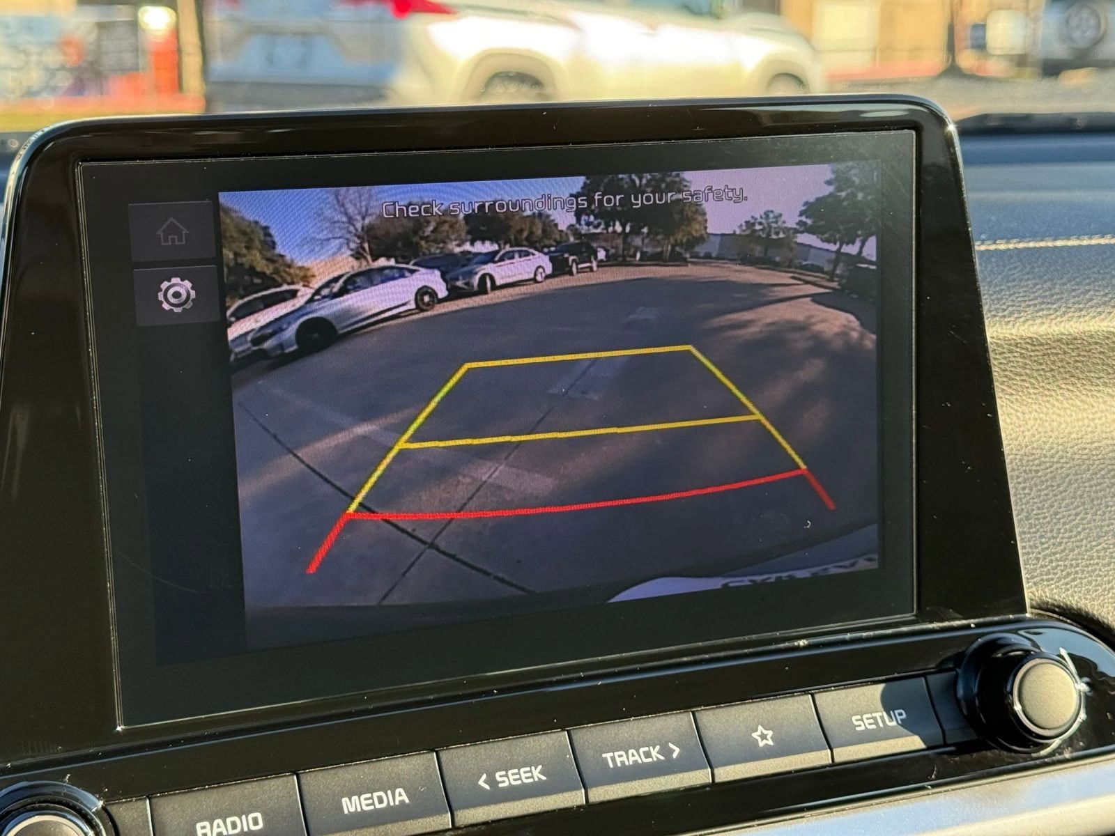 Thumbnail: 2024 Kia Forte - 18