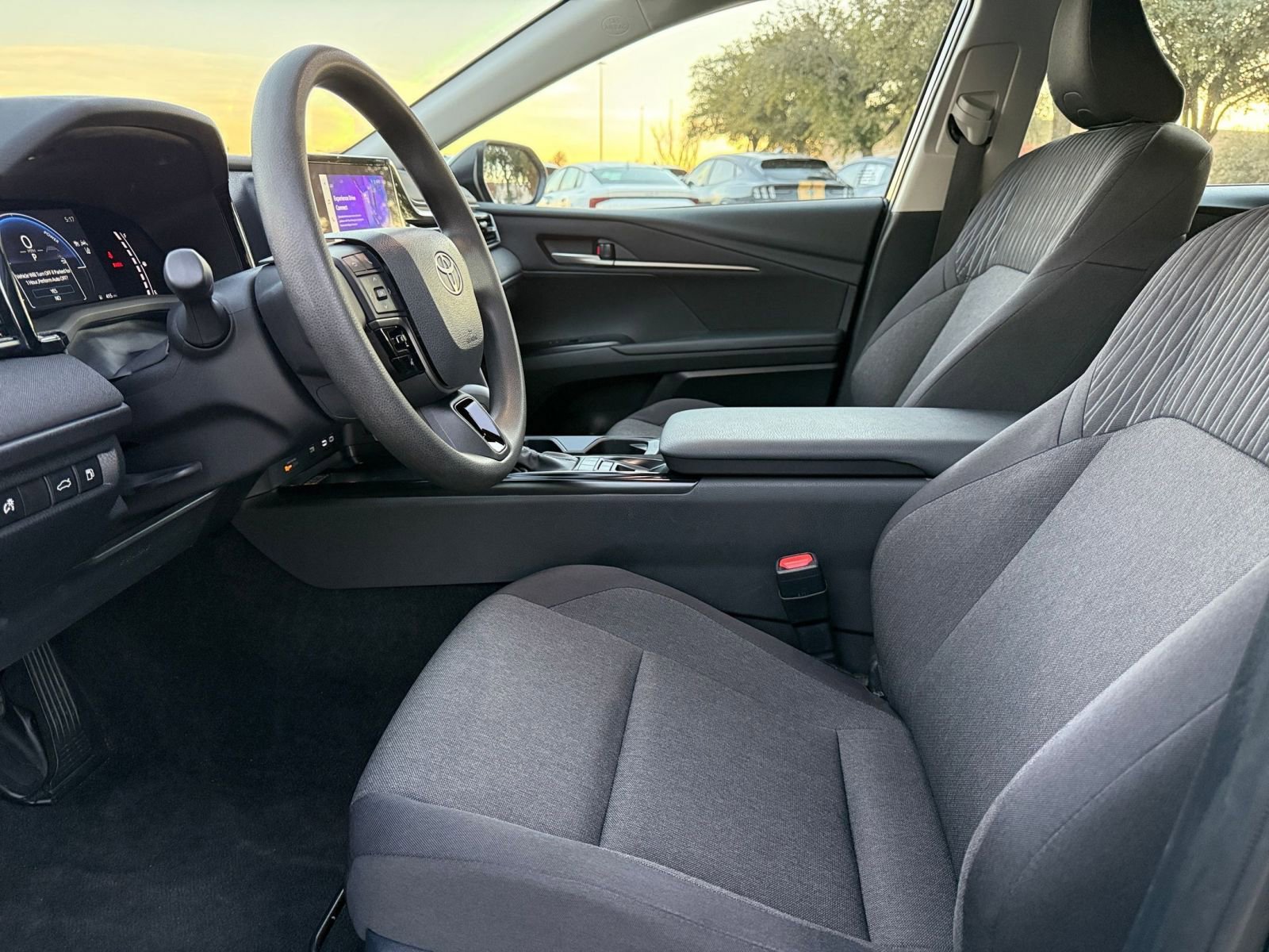 Thumbnail: 2025 Toyota Camry - 27