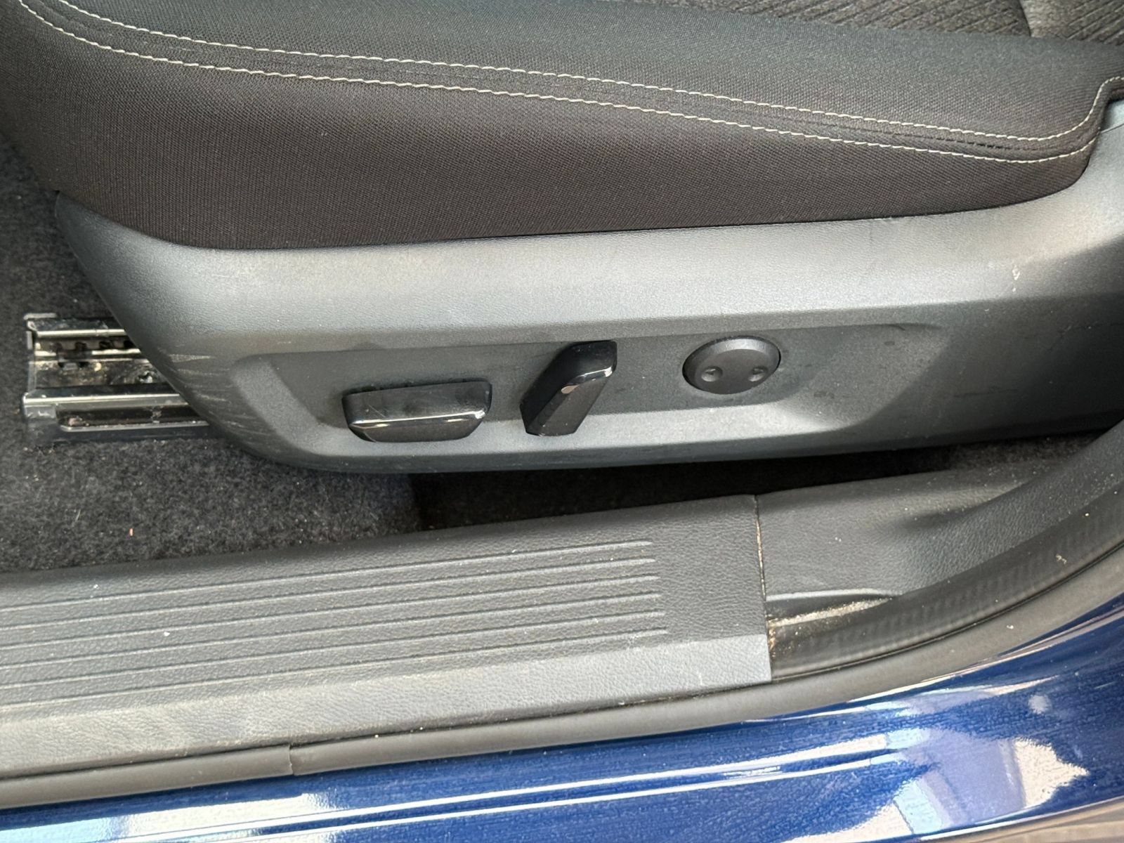 Thumbnail: 2025 Nissan Rogue - 18