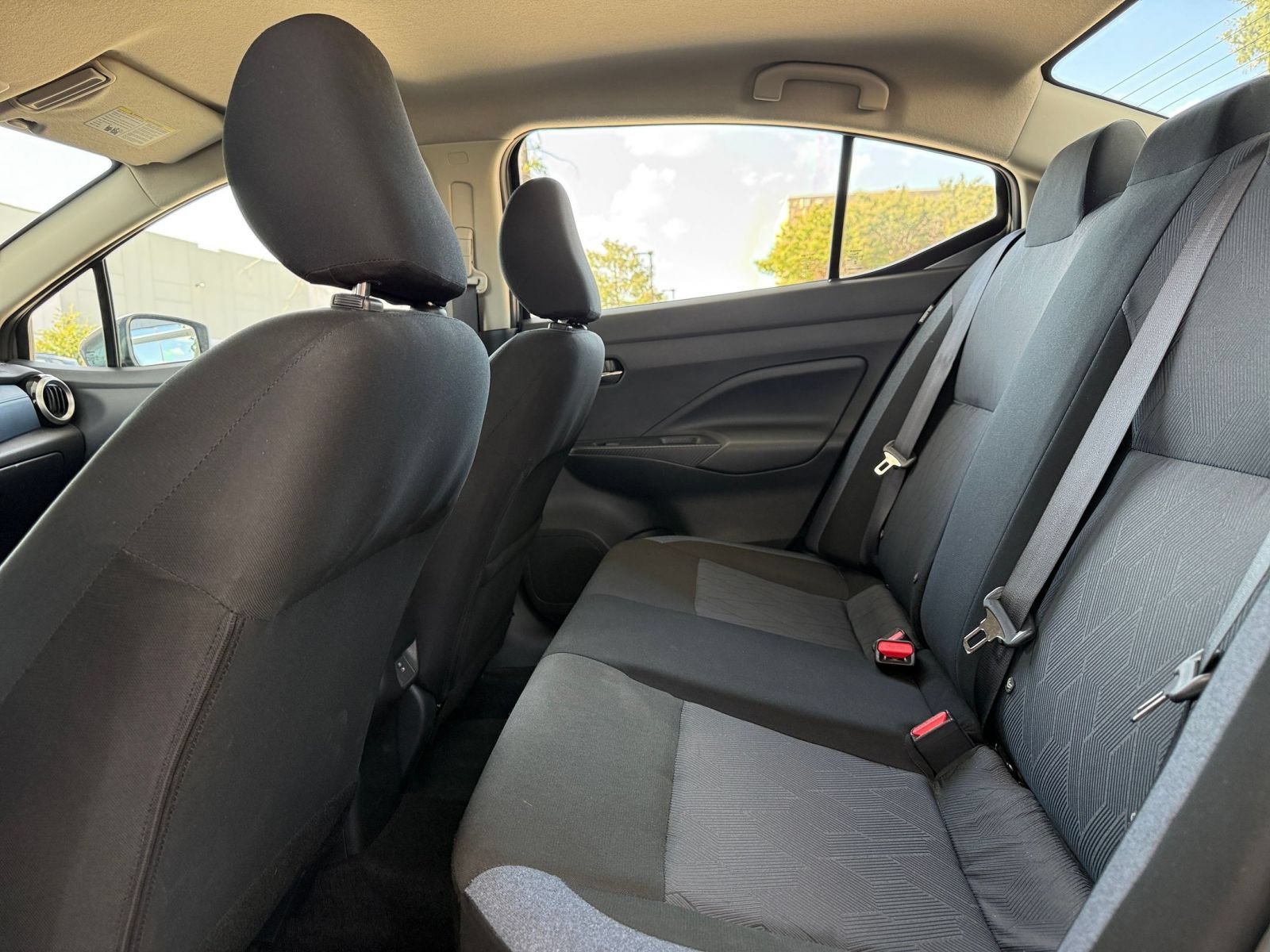 2025 Nissan Versa Sedan SV - Photo 21