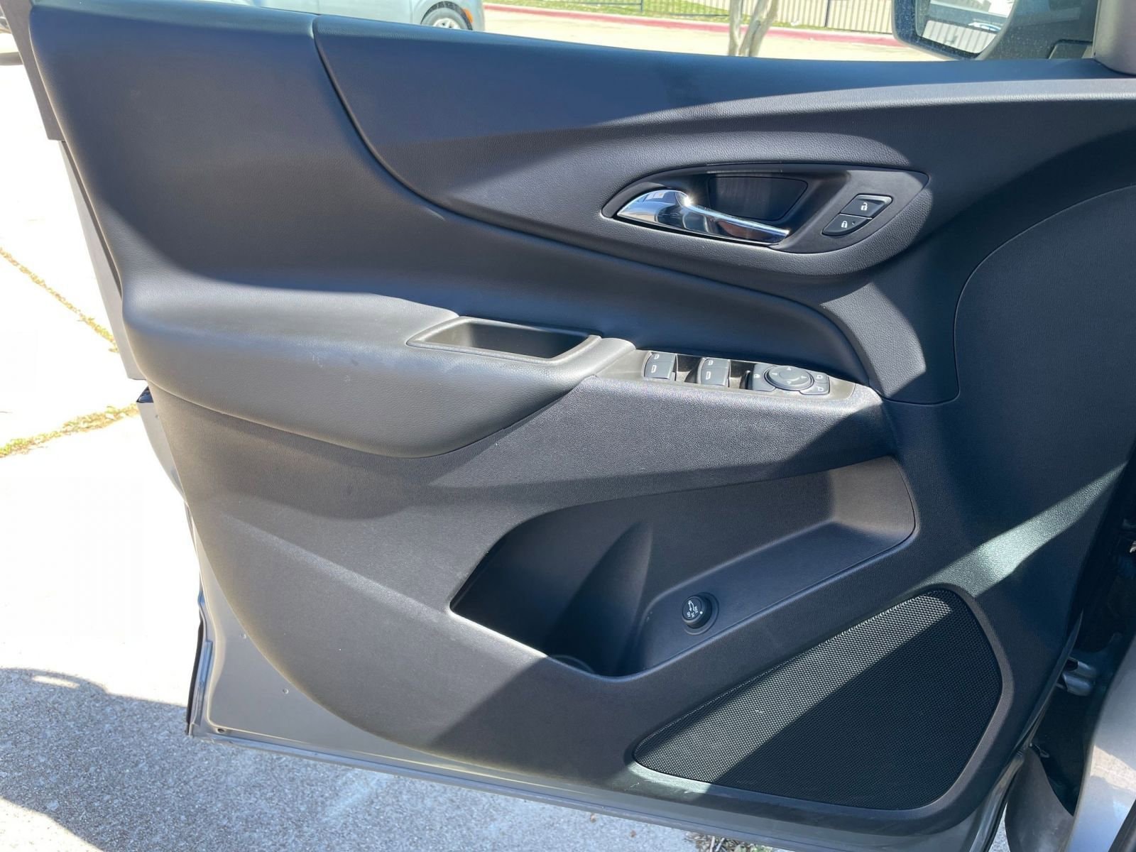 Thumbnail: 2024 Chevrolet Equinox - 18