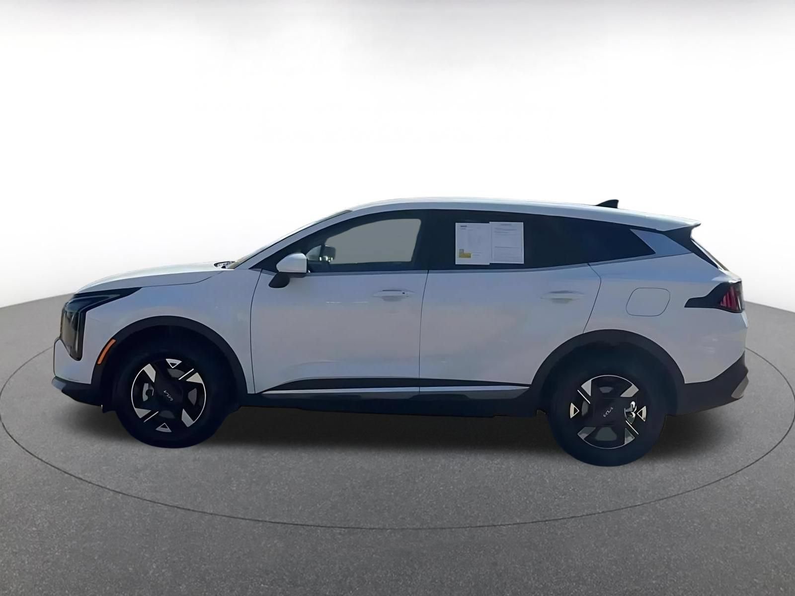 Thumbnail: 2026 Kia Sportage - 7