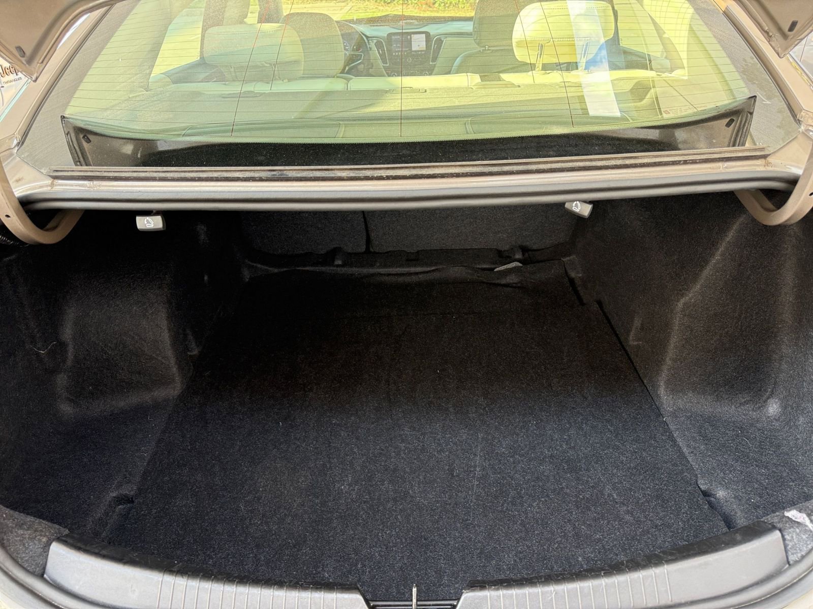 Thumbnail: 2024 Chevrolet Malibu - 31