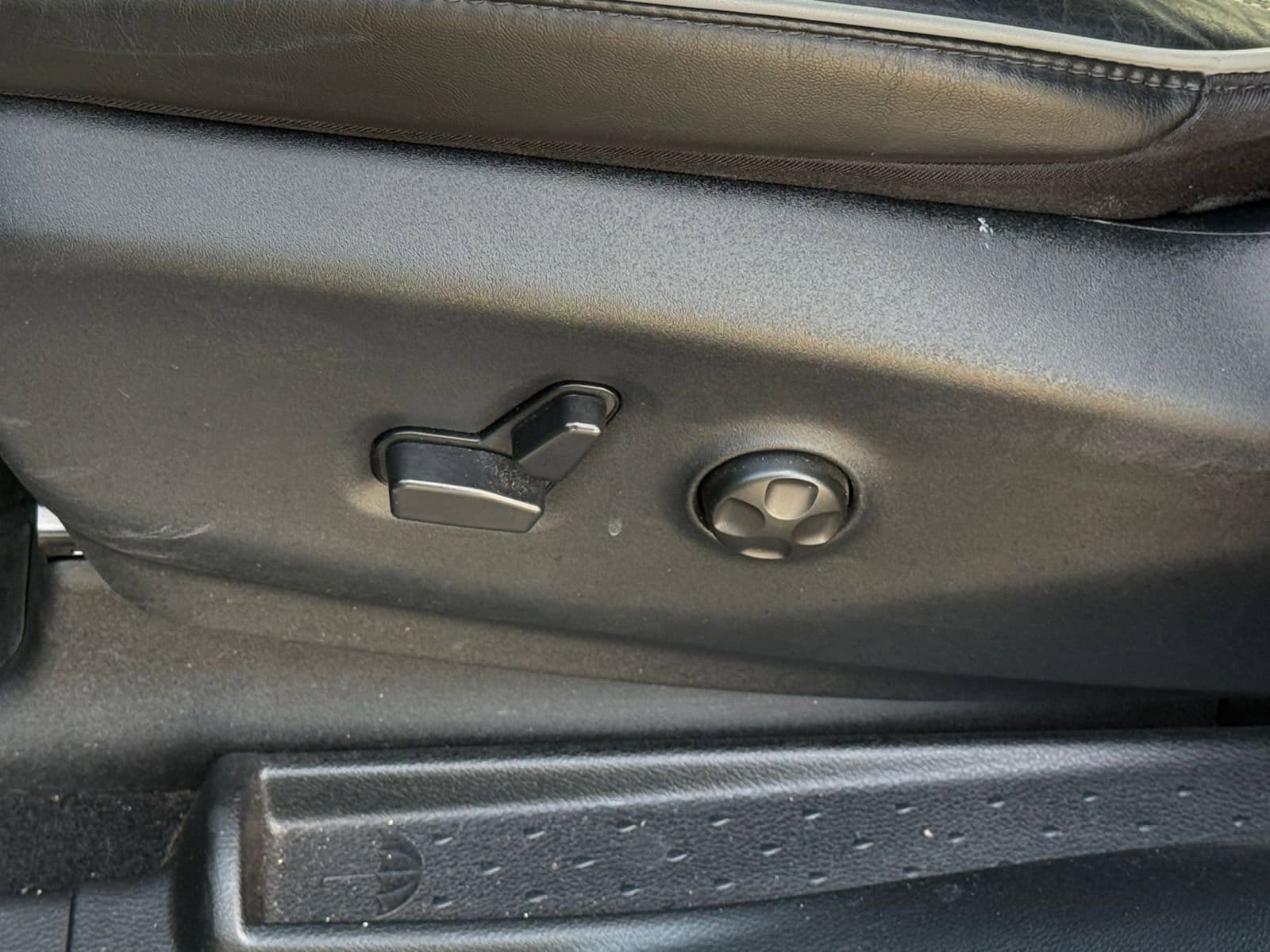 Thumbnail: 2025 Chrysler Pacifica - 27