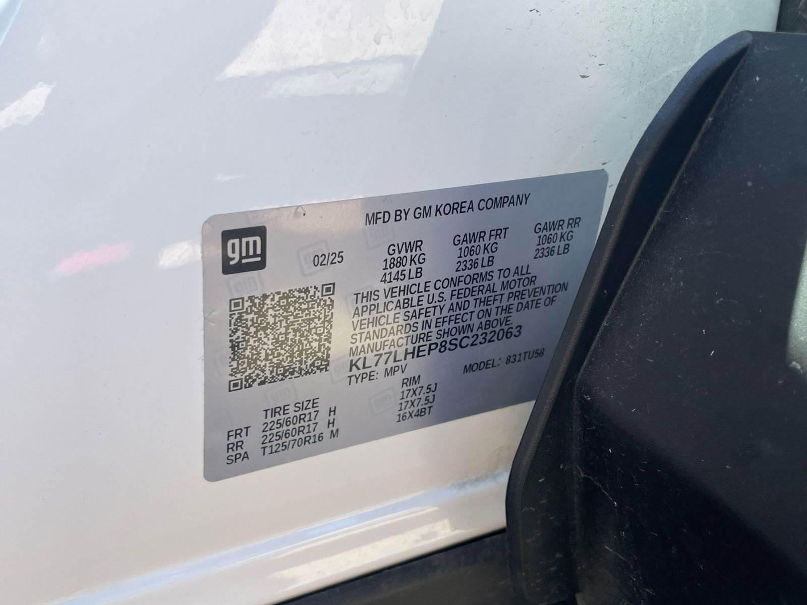 Thumbnail: 2025 Chevrolet Trax - 32