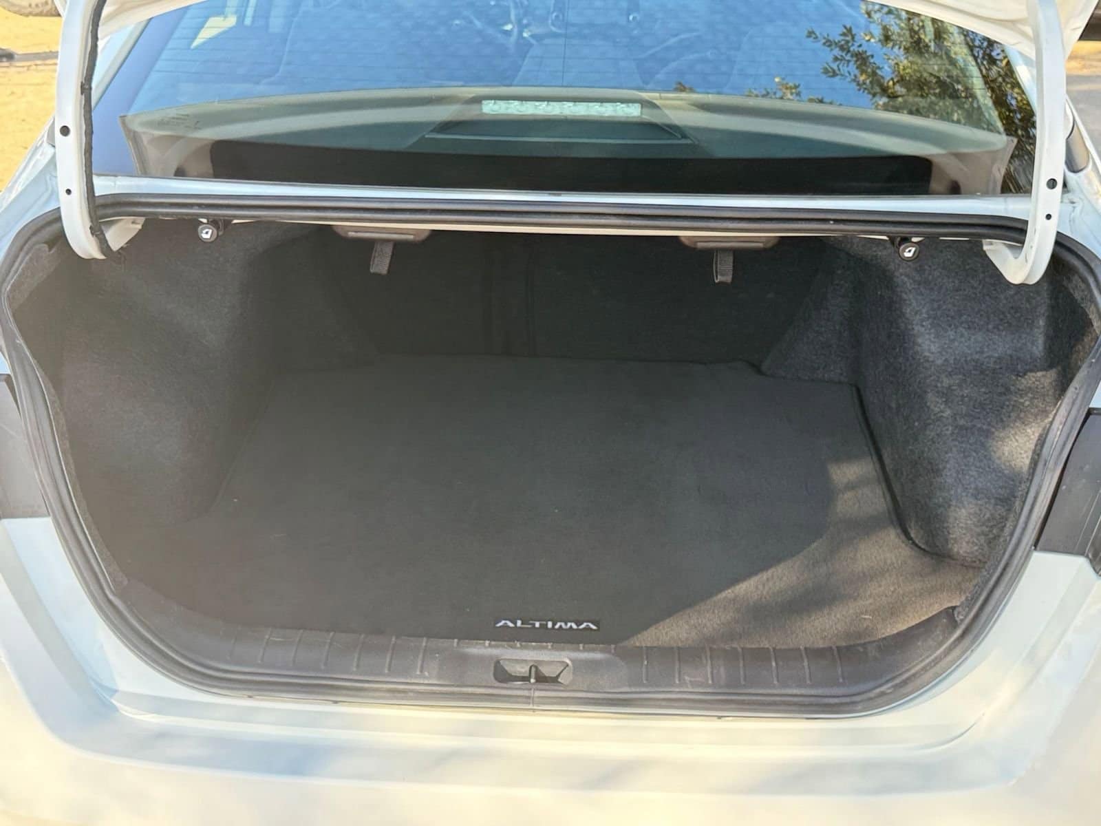 Thumbnail: 2025 Nissan Altima - 31