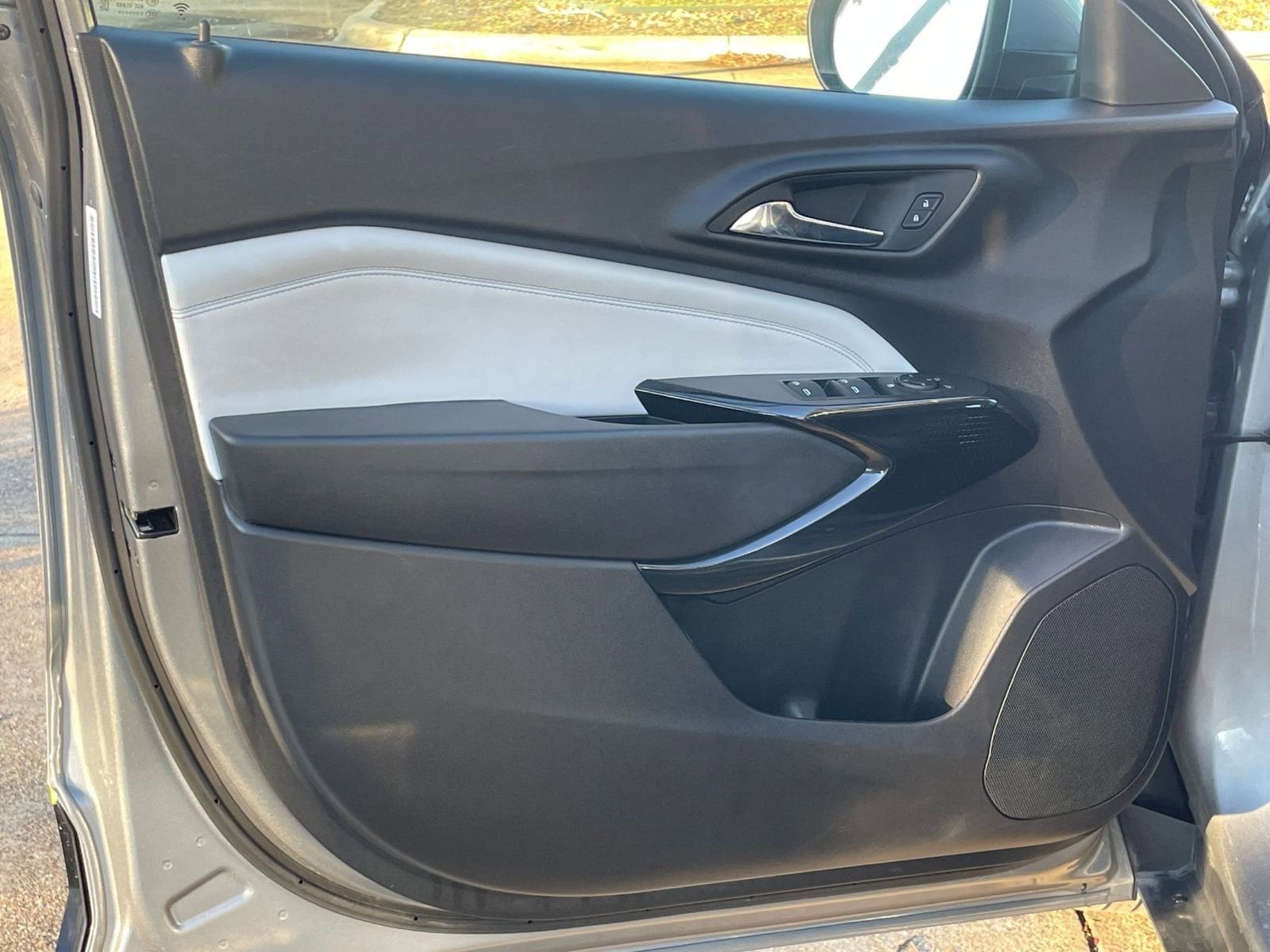 Thumbnail: 2025 Chevrolet Trax - 20