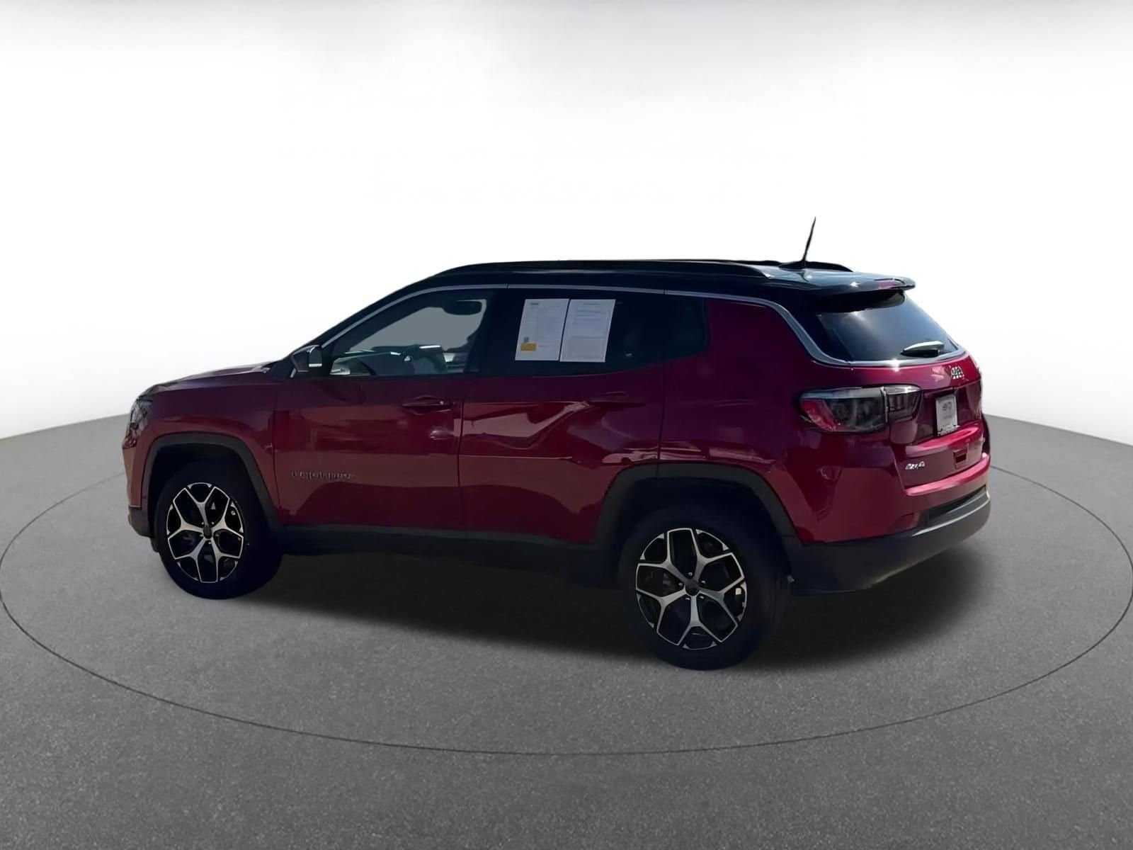 Thumbnail: 2025 Jeep Compass - 9