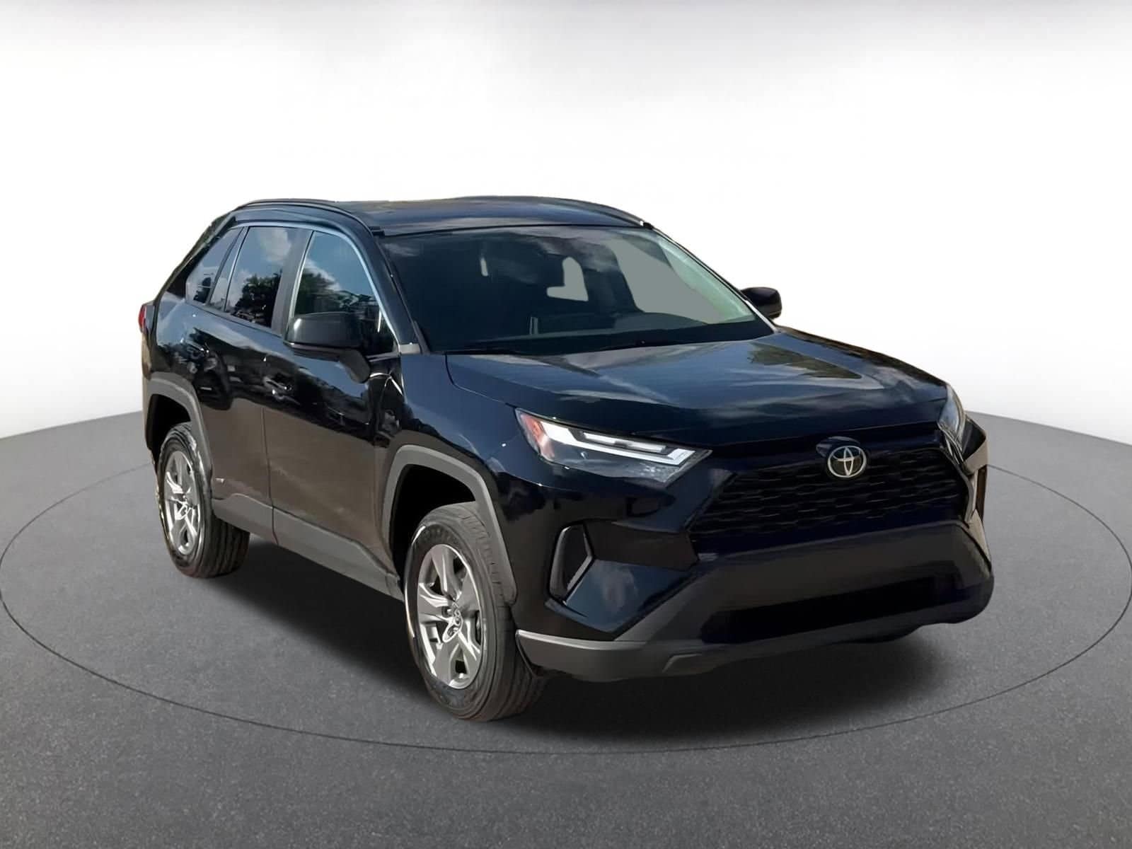 Thumbnail: 2025 Toyota RAV4 - 3