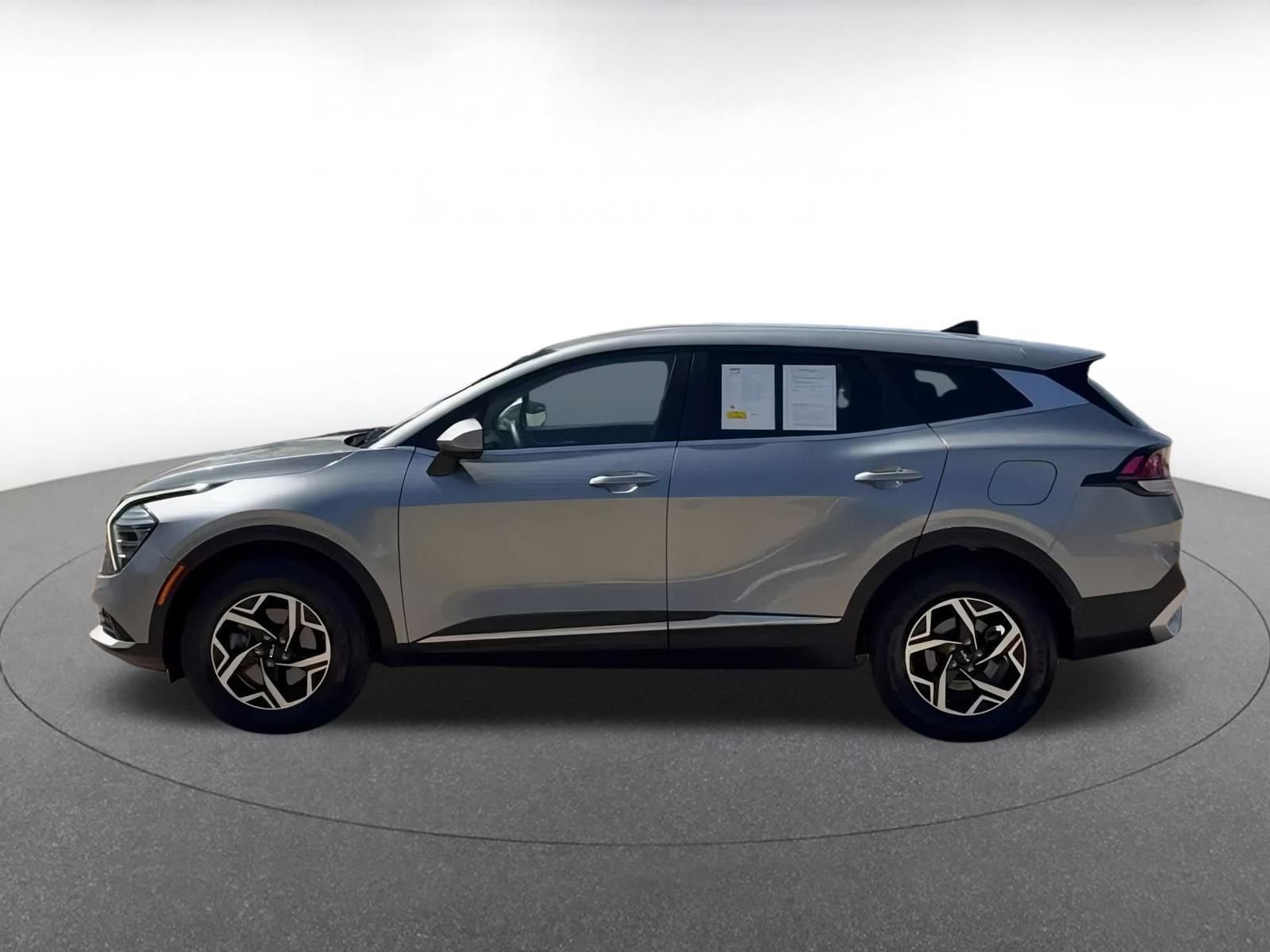 Thumbnail: 2024 Kia Sportage - 9