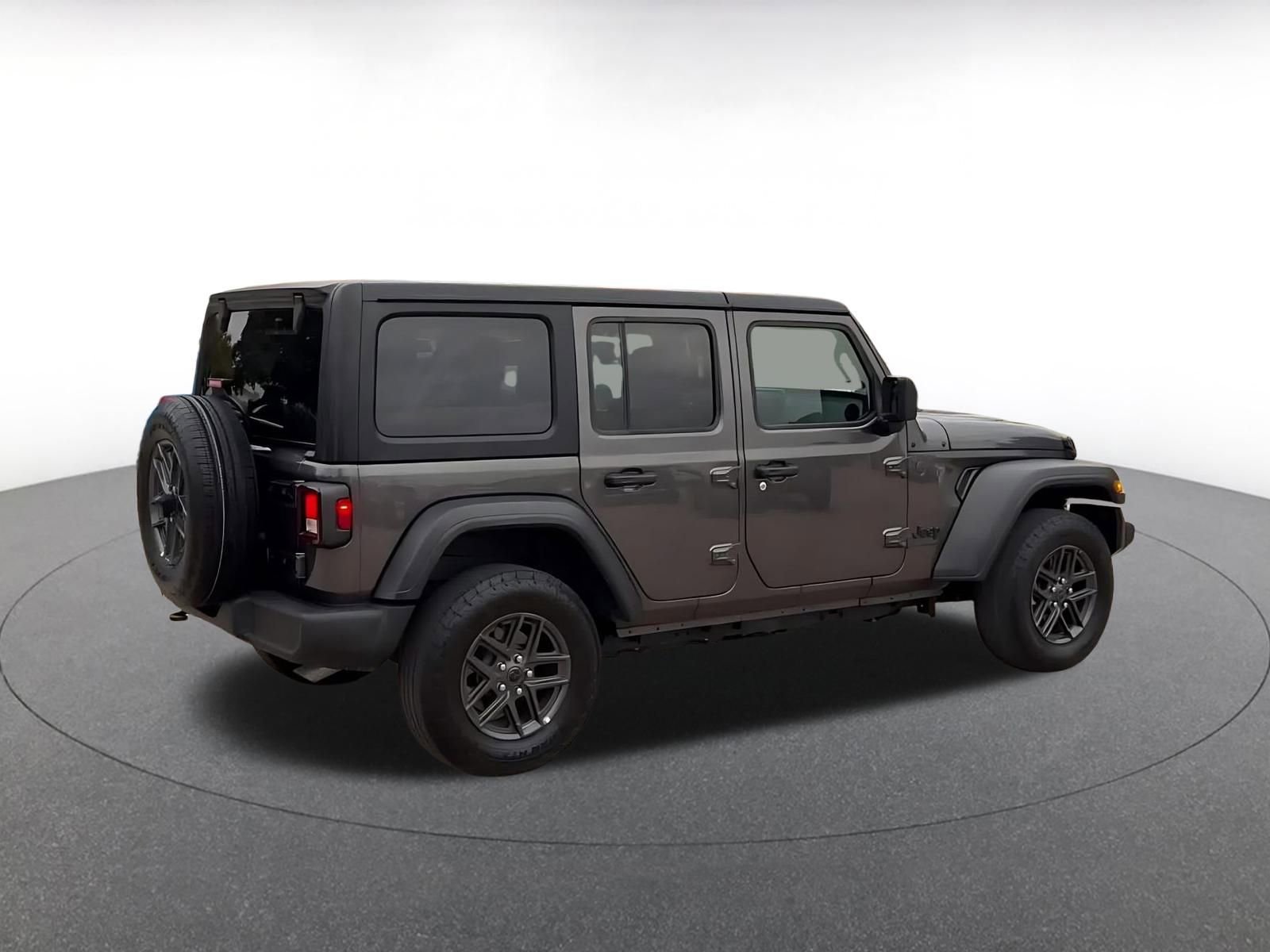 Thumbnail: 2025 Jeep Wrangler - 15