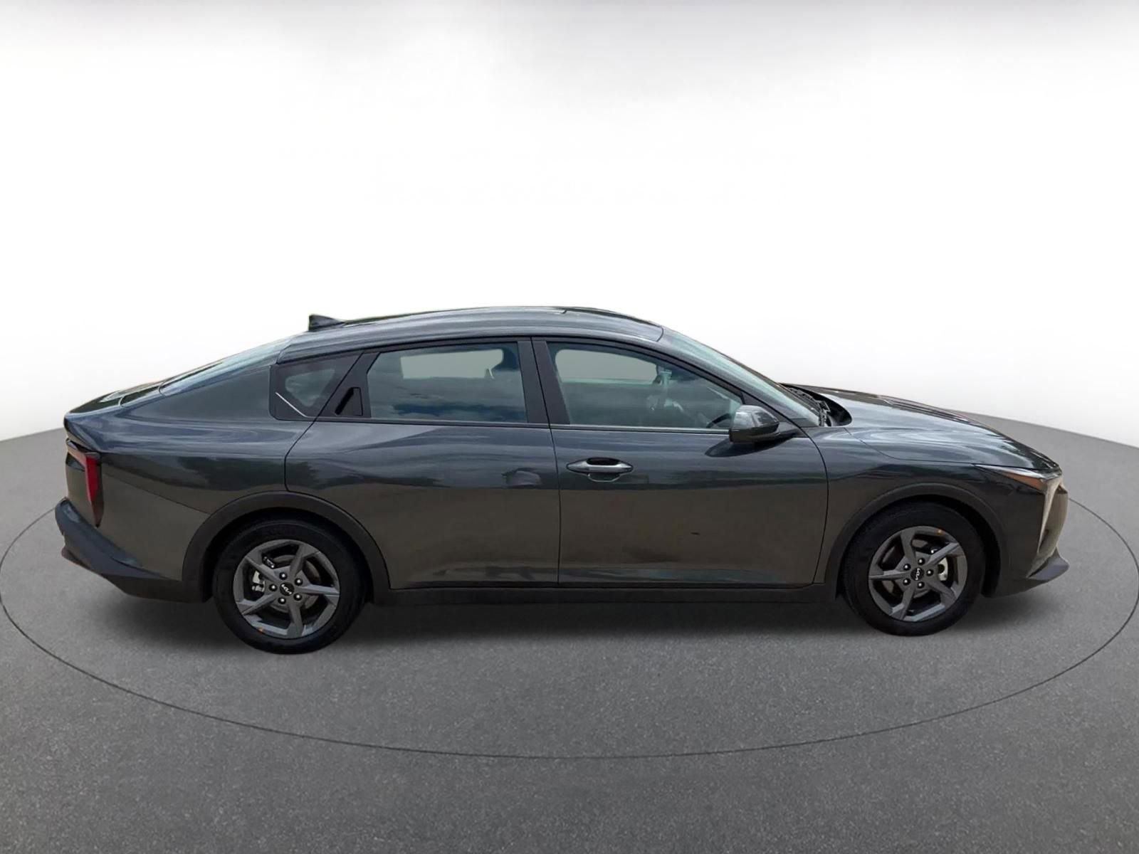 Thumbnail: 2025 Kia K4 - 16