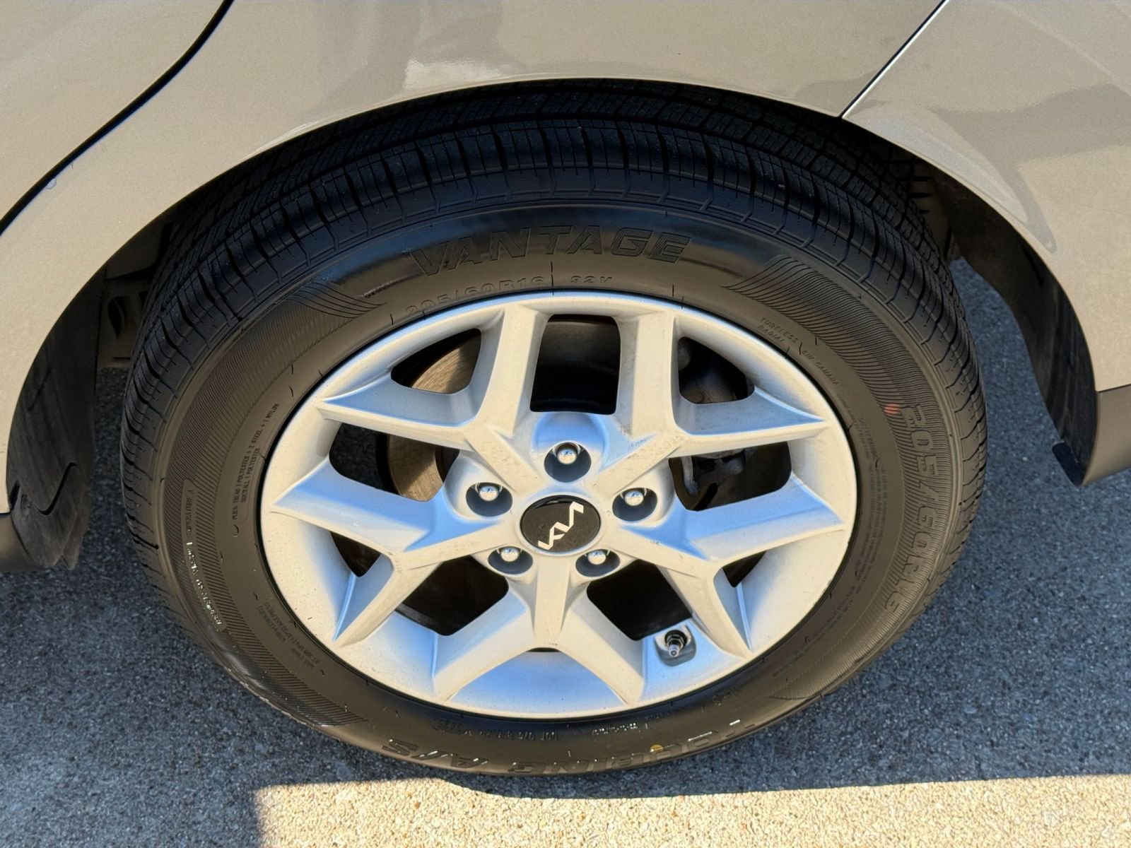 Thumbnail: 2025 Kia Soul - 30