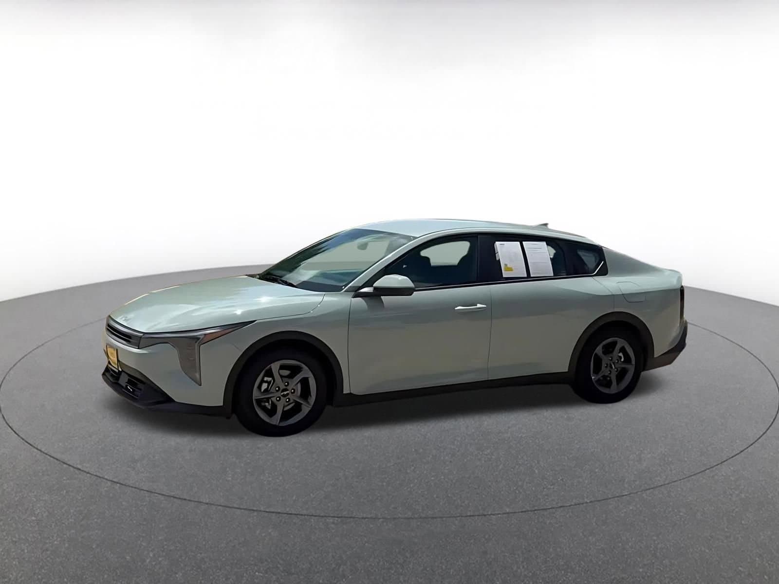 Thumbnail: 2025 Kia K4 - 9