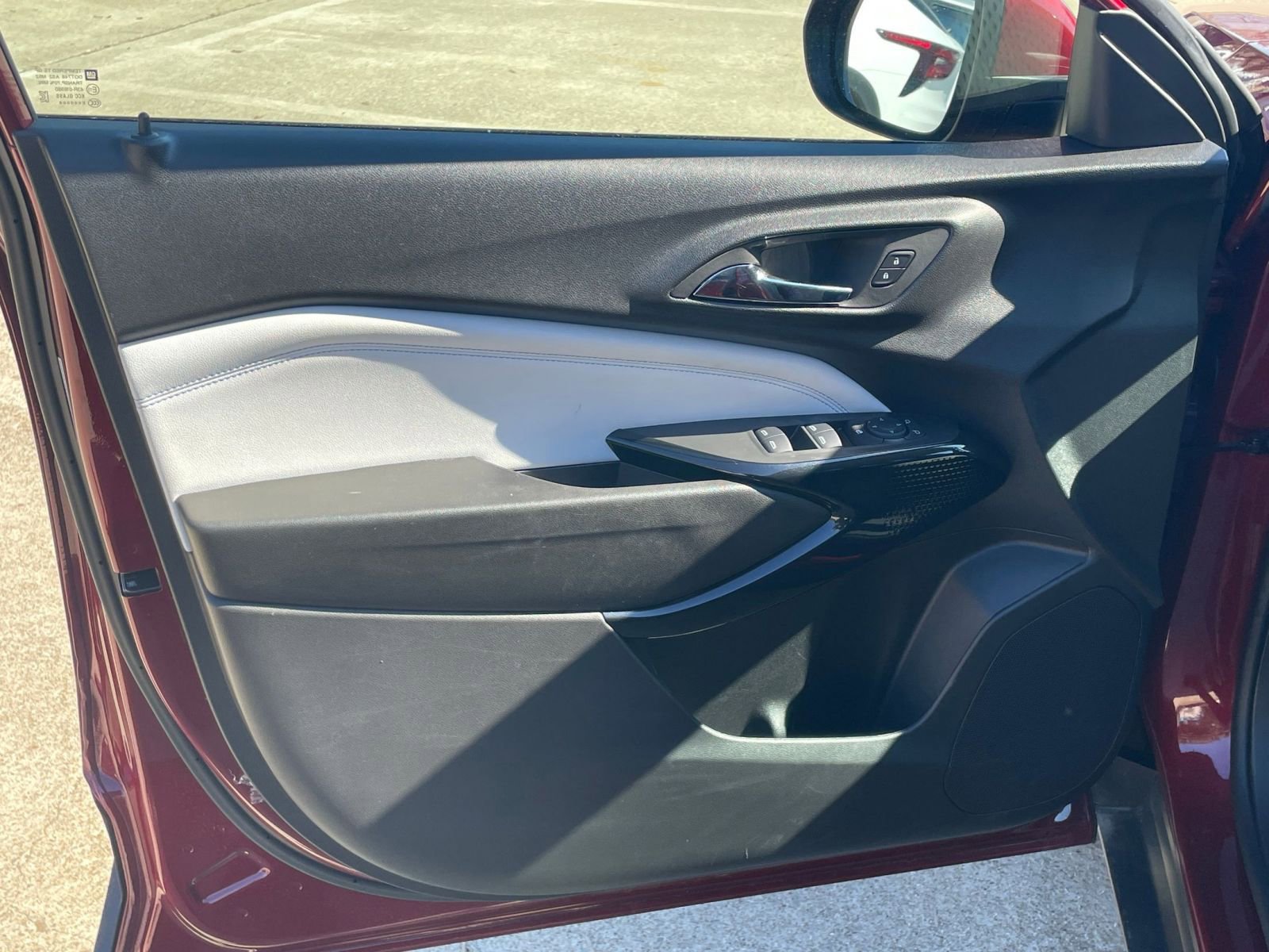 Thumbnail: 2025 Chevrolet Trax - 18