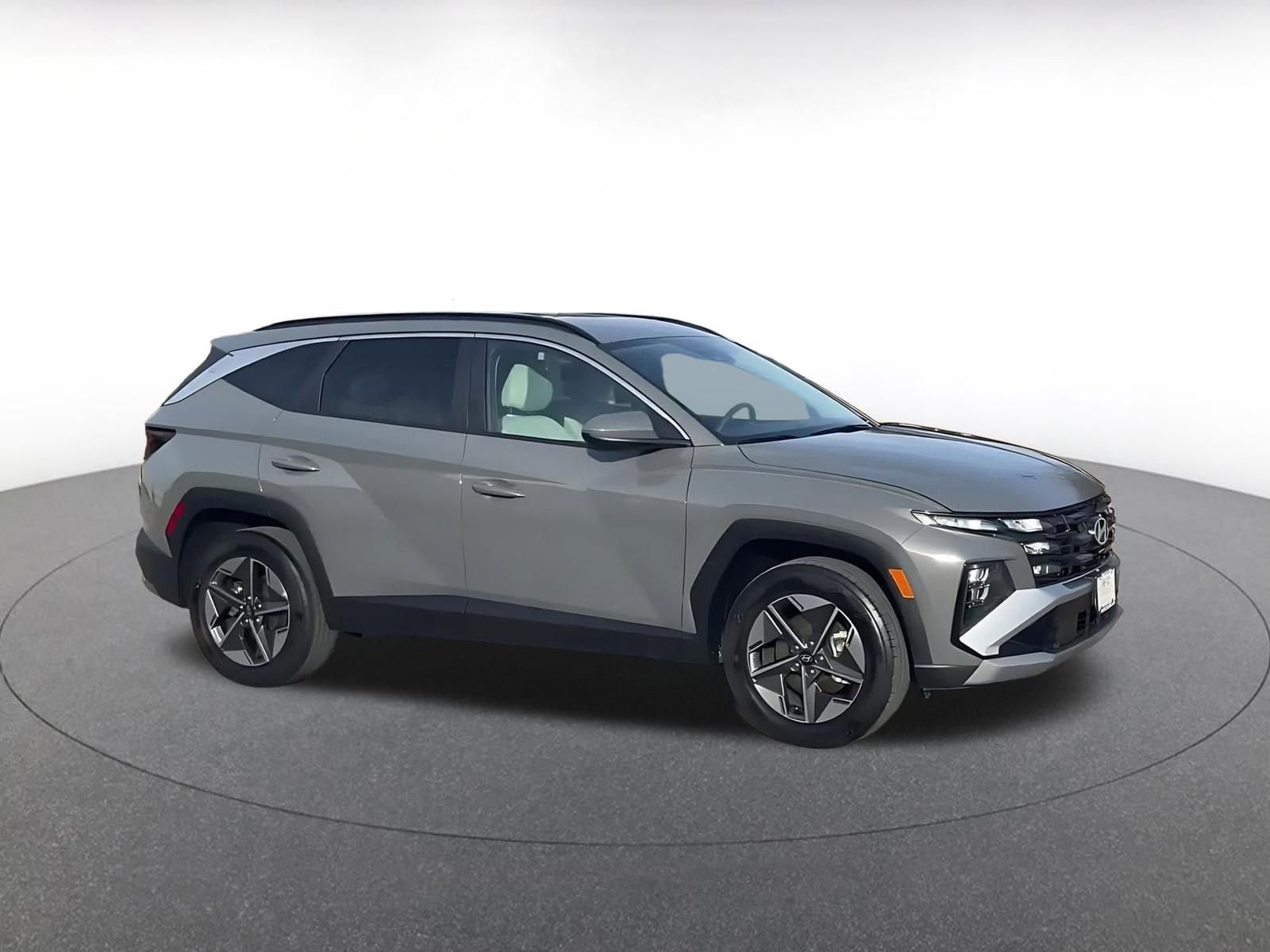 Thumbnail: 2025 Hyundai Tucson - 1