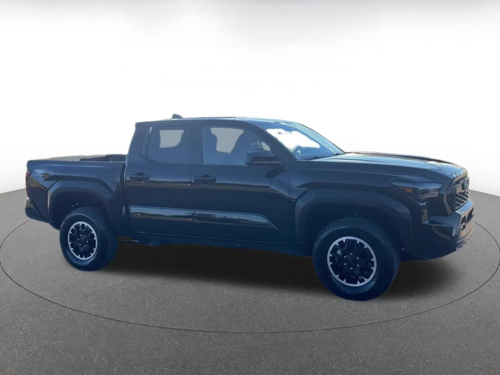 Thumbnail: 2025 Toyota Tacoma - 15