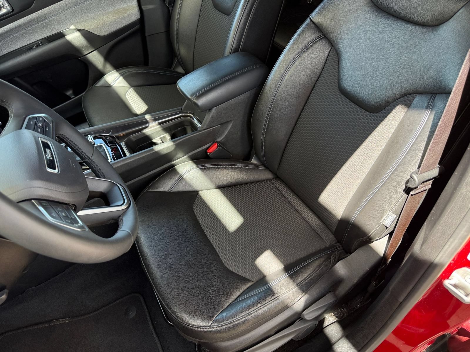 Thumbnail: 2025 Jeep Compass - 35