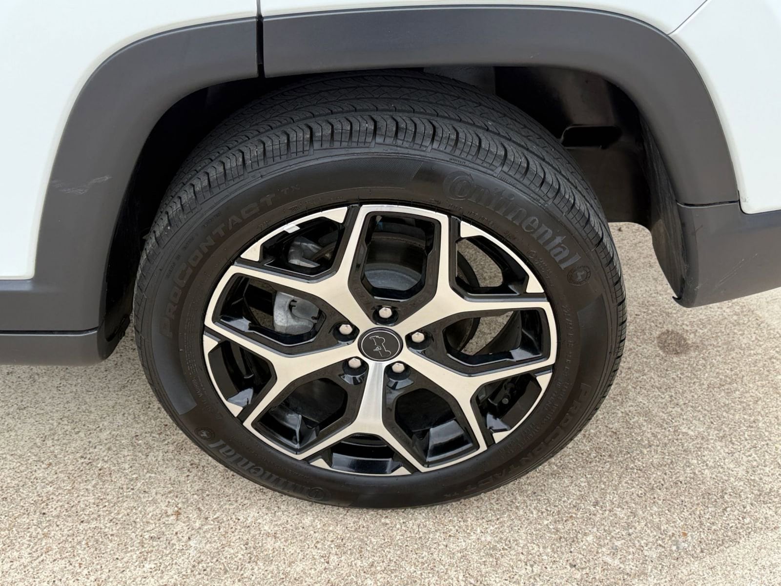 Thumbnail: 2025 Jeep Compass - 30
