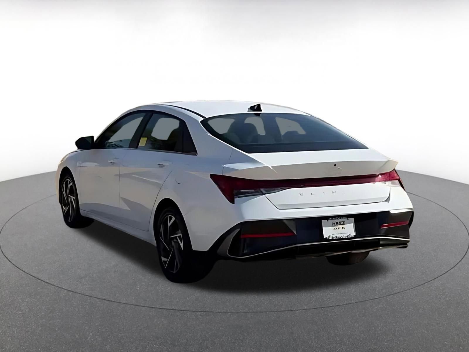 Thumbnail: 2025 Hyundai Elantra - 4