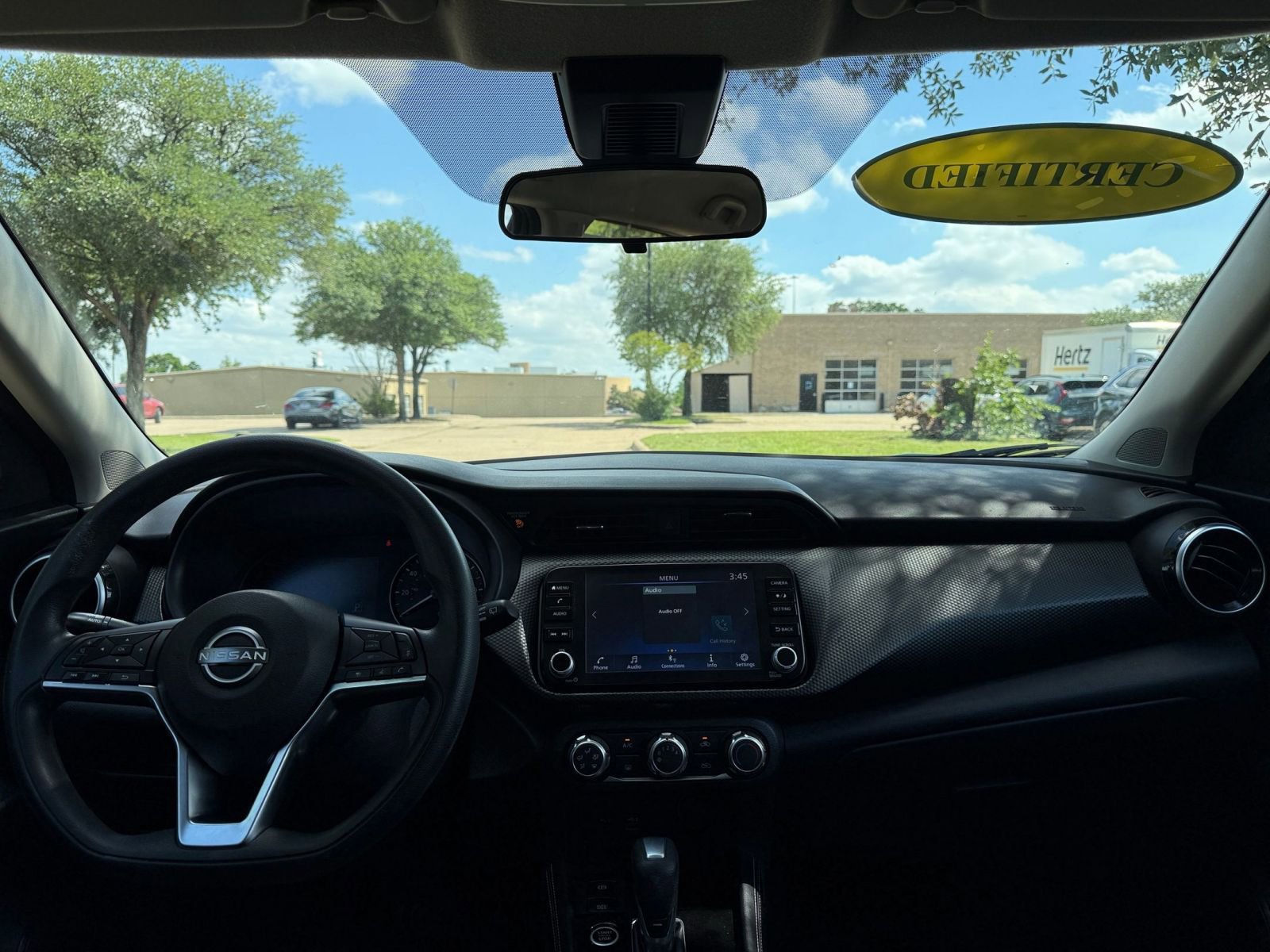 Thumbnail: 2023 Nissan Kicks - 30