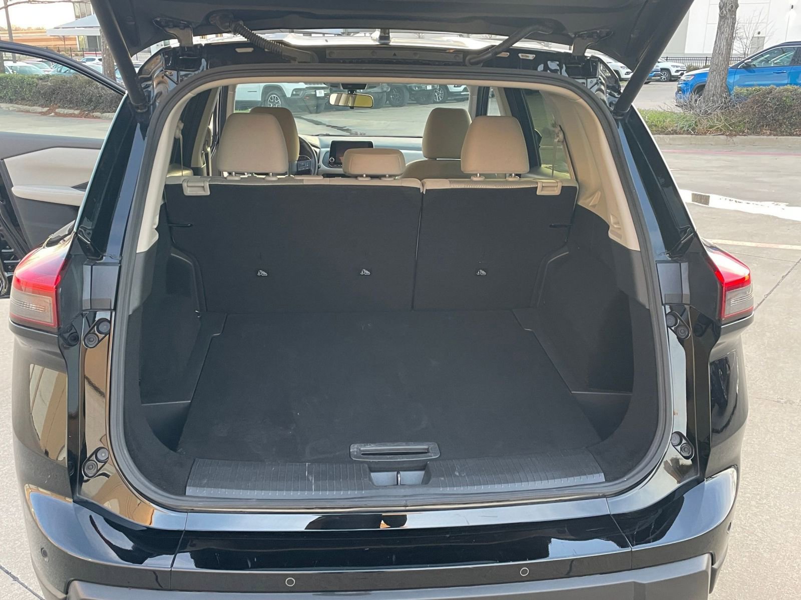 Thumbnail: 2025 Nissan Rogue - 34