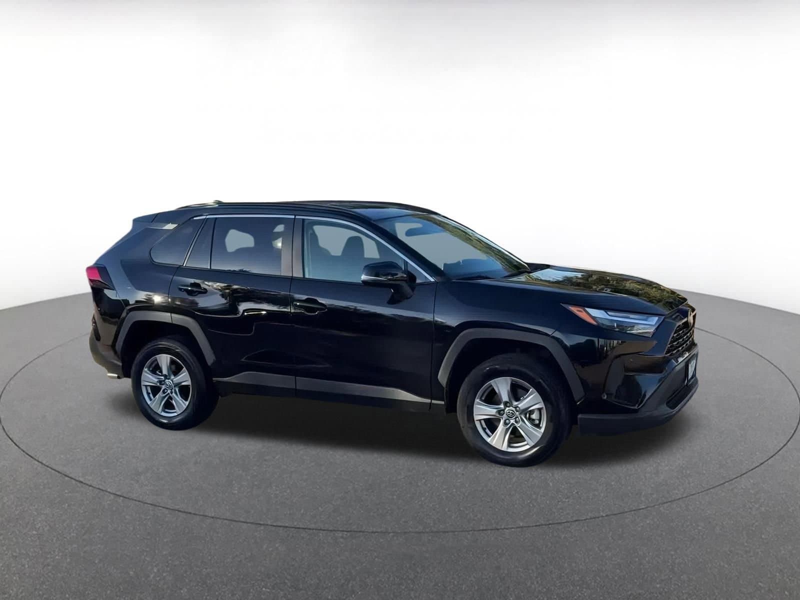 Thumbnail: 2025 Toyota RAV4 - 2