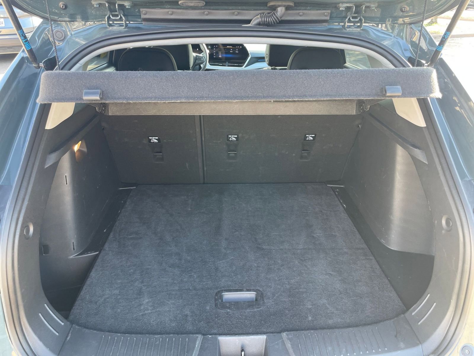 Thumbnail: 2025 Chevrolet Trax - 34