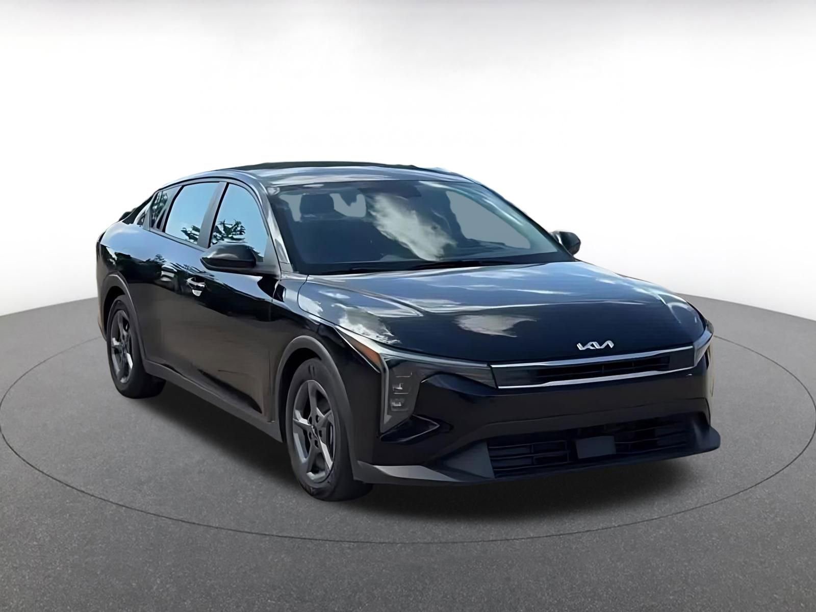 Thumbnail: 2025 Kia K4 - 3