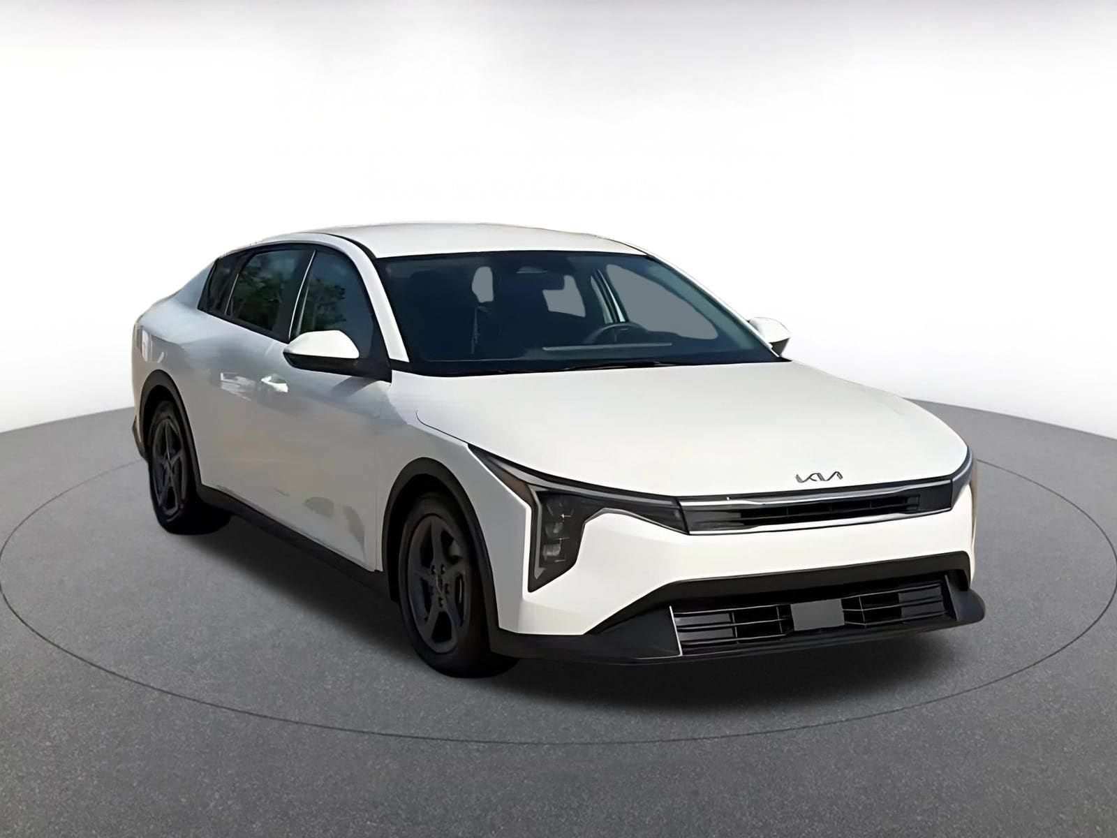 Thumbnail: 2025 Kia K4 - 3