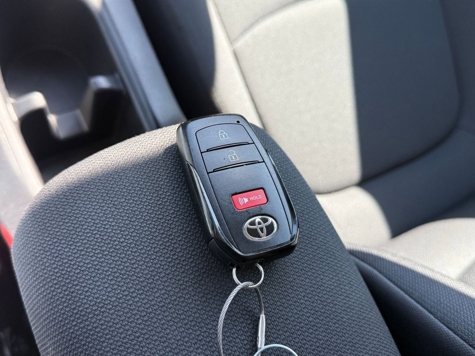 Thumbnail: 2025 Toyota Corolla Cross - 22