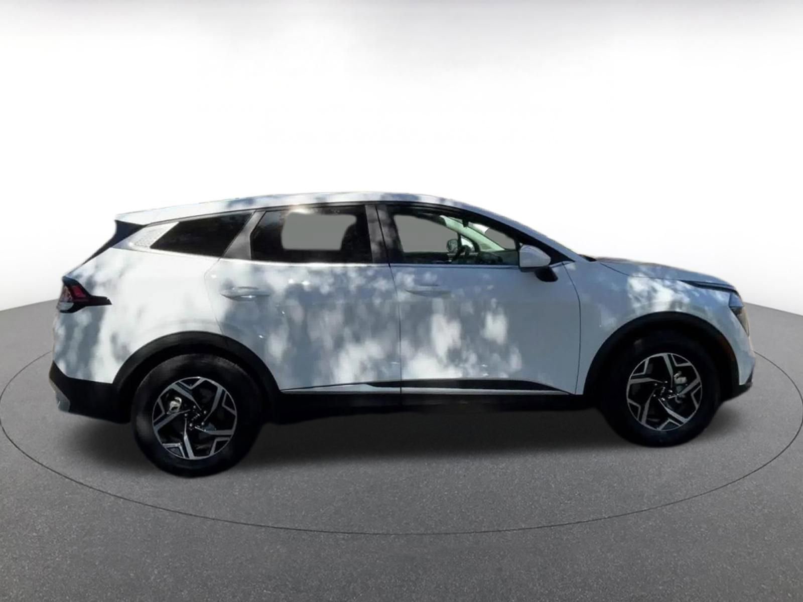 Thumbnail: 2025 Kia Sportage - 16